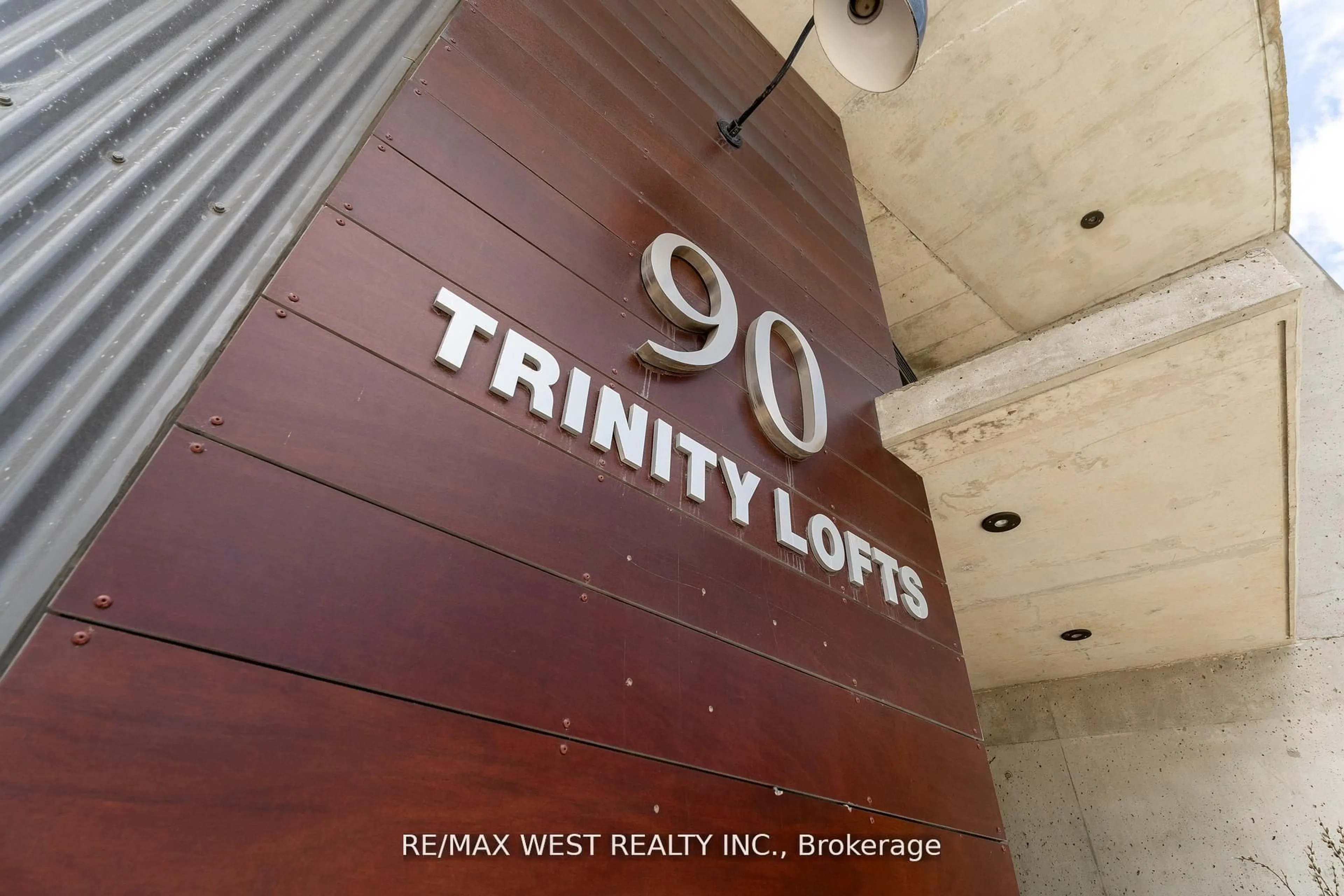 Lobby for 90 Trinity St #303, Toronto Ontario M5A 0E4