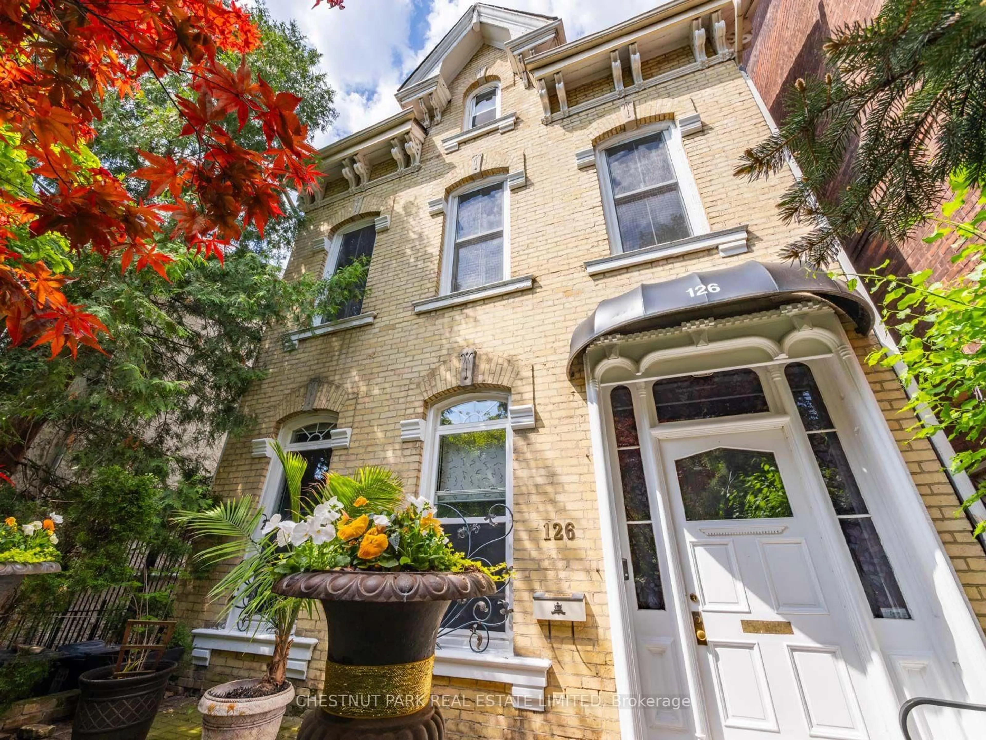 Home with brick exterior material, street for 126 Seaton St, Toronto Ontario M5A 2T3