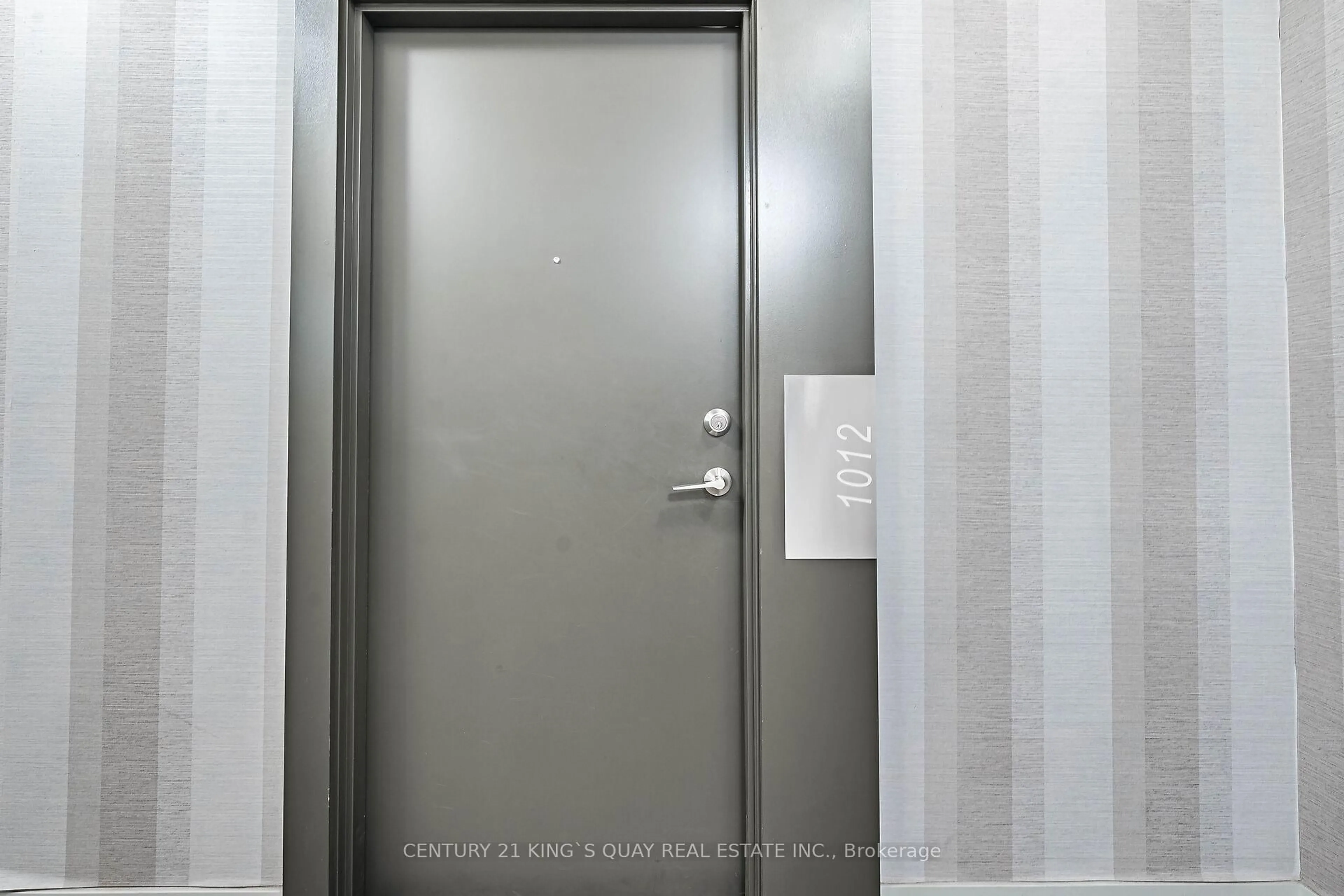 Unknown for 20 Bruyeres Mews #1012, Toronto Ontario M5V 0G8