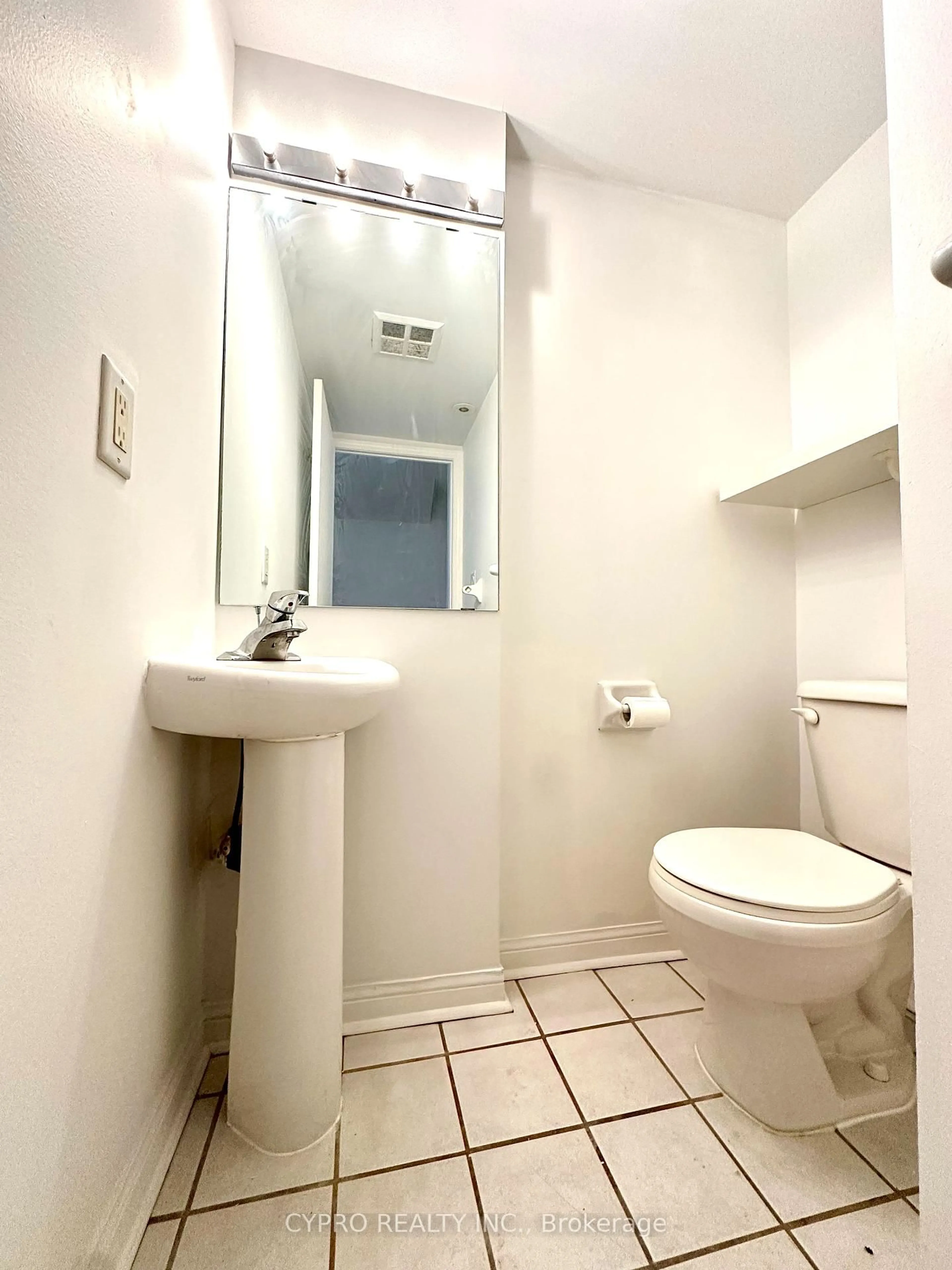 Standard bathroom, unknown for 5 Everson Dr #918, Toronto Ontario M2N 7C3