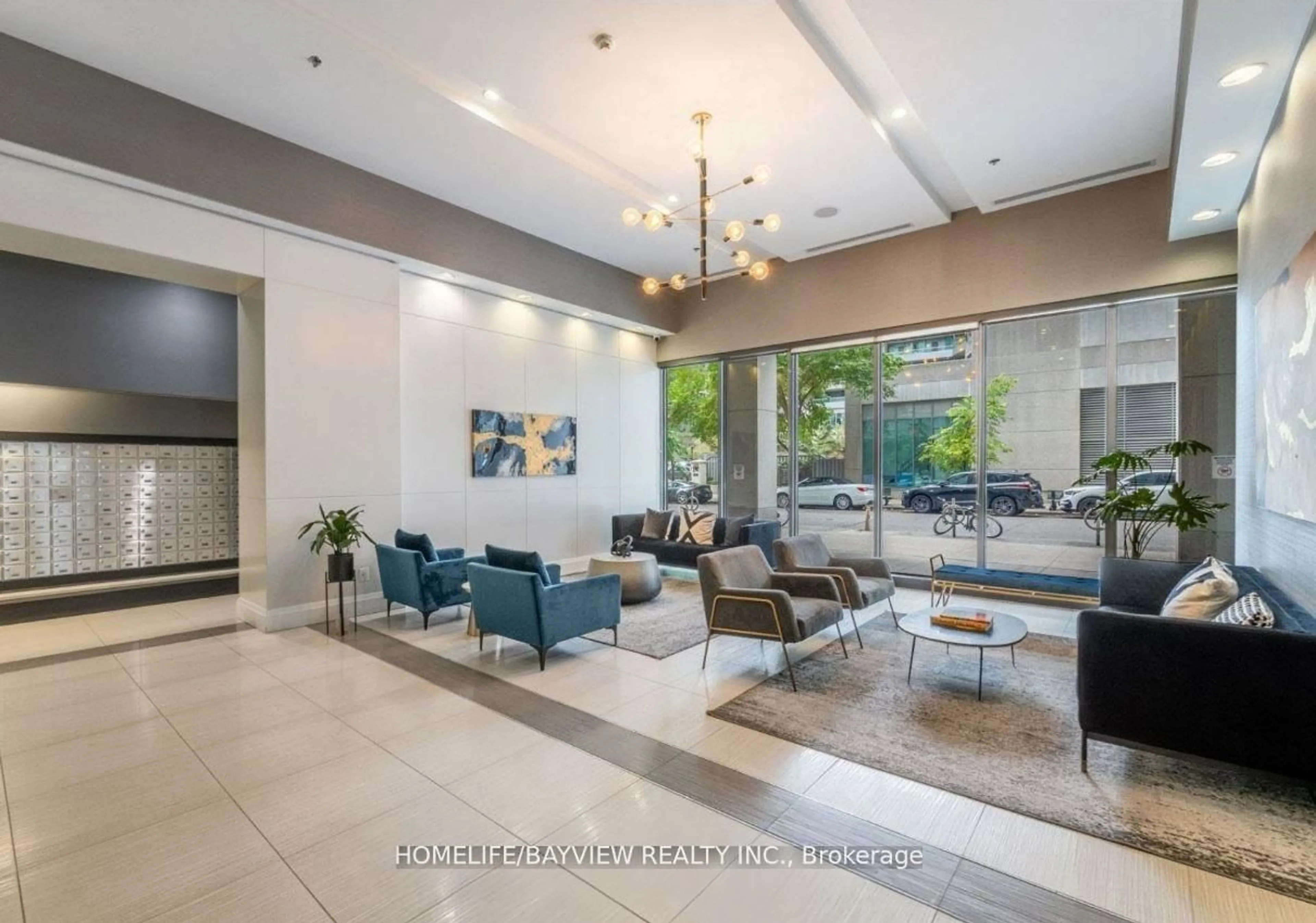 Lobby for 19 Grand Trunk Cres #708, Toronto Ontario M5J 3A3