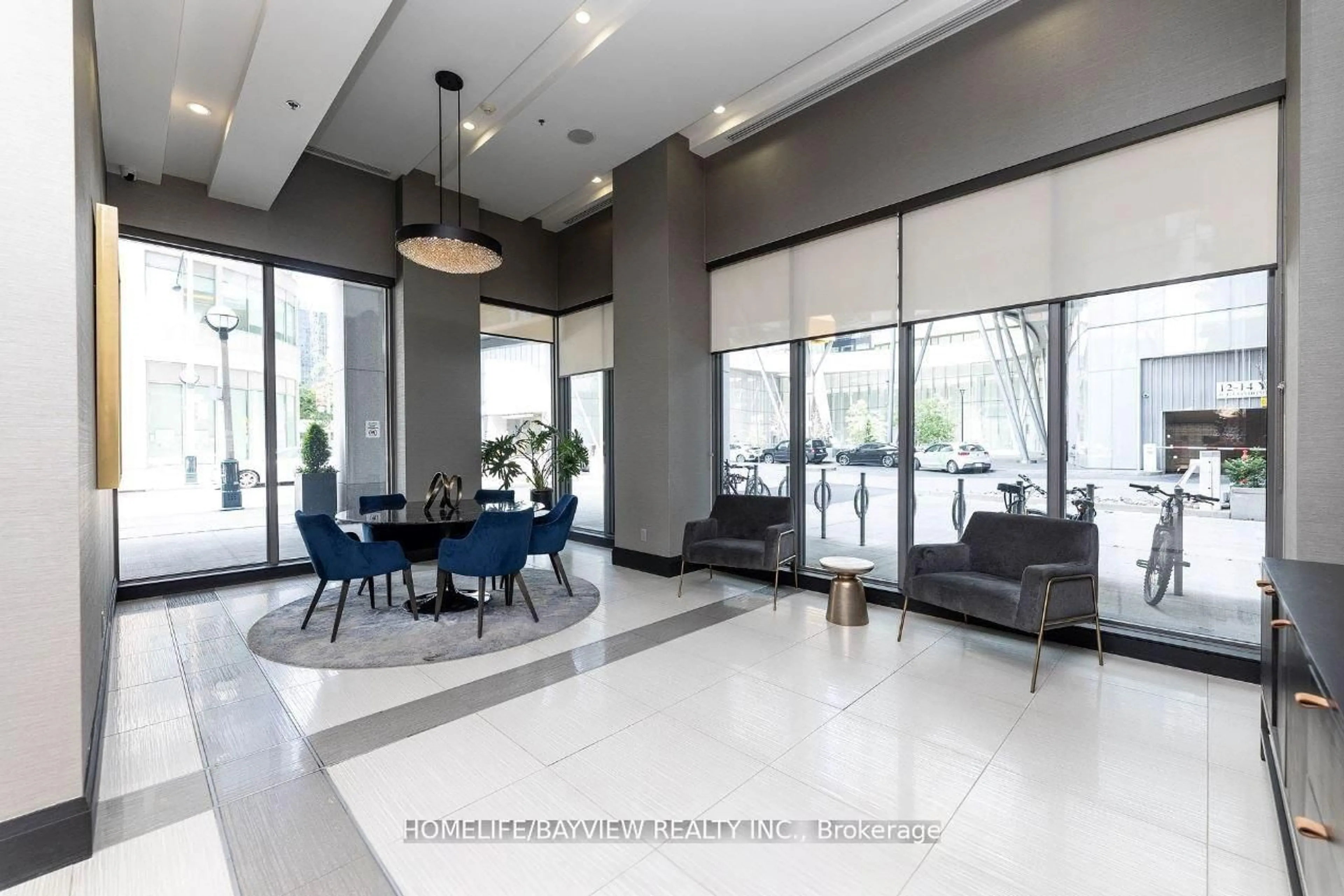 Lobby for 19 Grand Trunk Cres #708, Toronto Ontario M5J 3A3