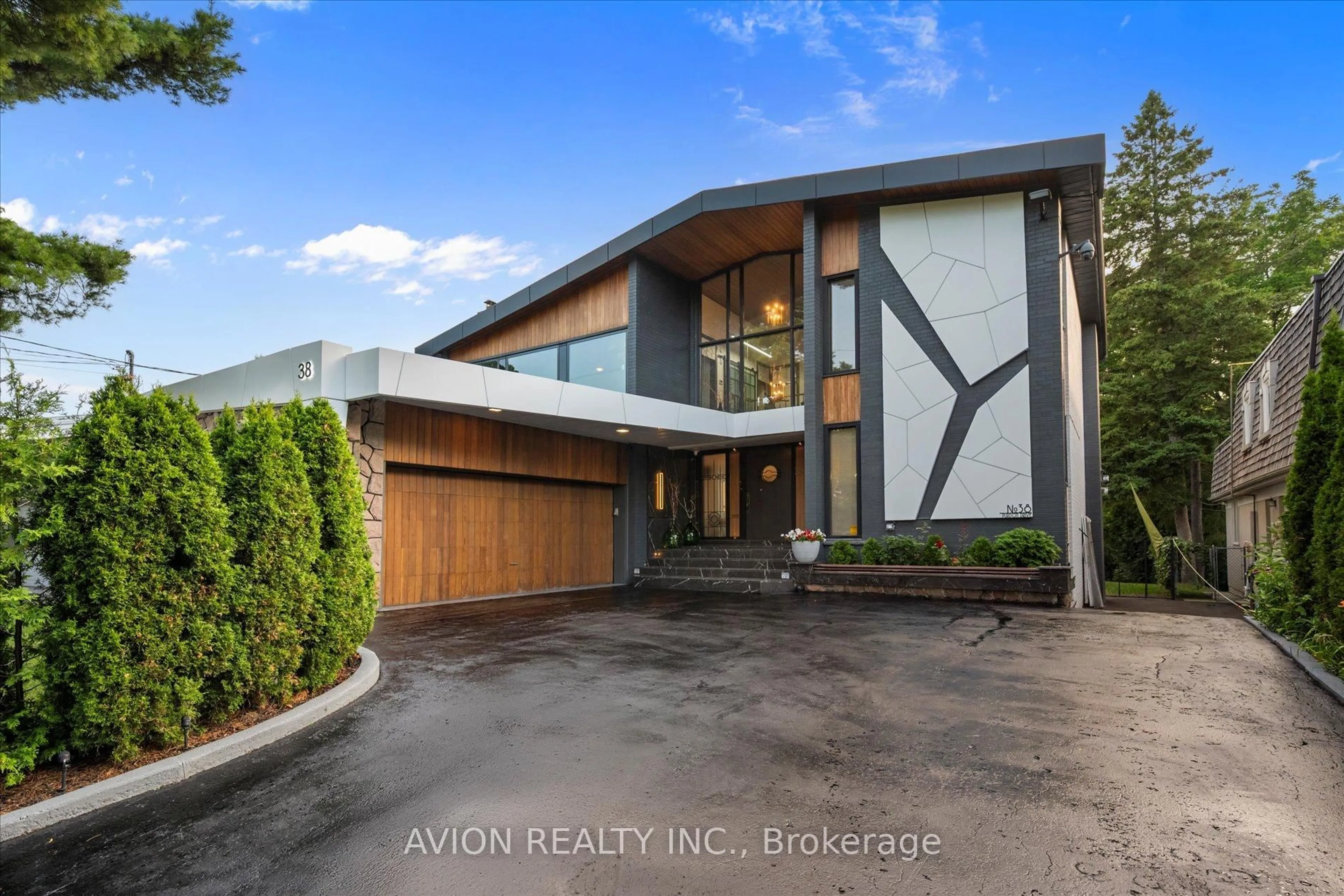 Unknown for 38 Purdon Dr, Toronto Ontario M3H 4X1