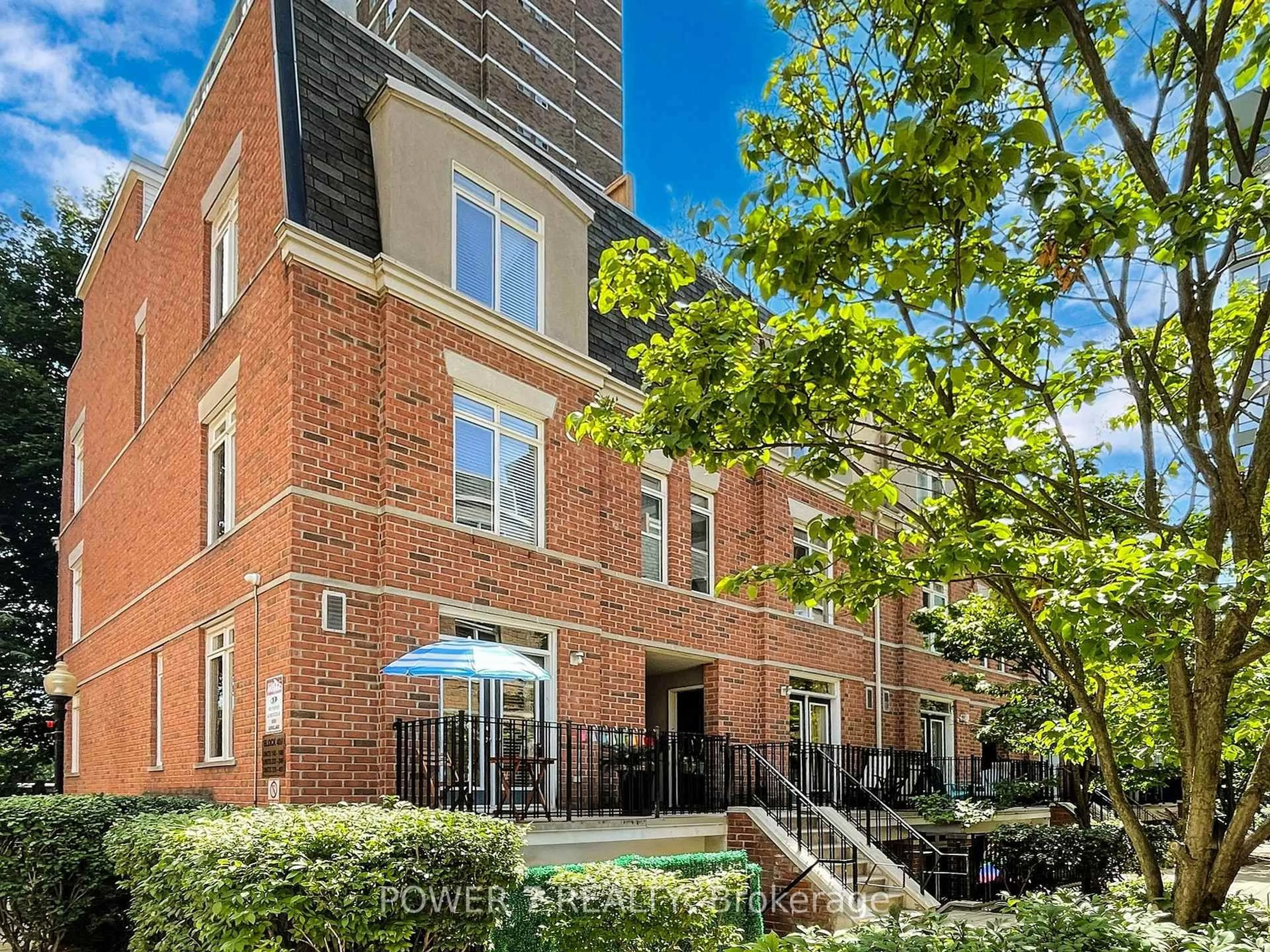 Home with brick exterior material, building for 415 Jarvis St #389, Toronto Ontario M4Y 2G8