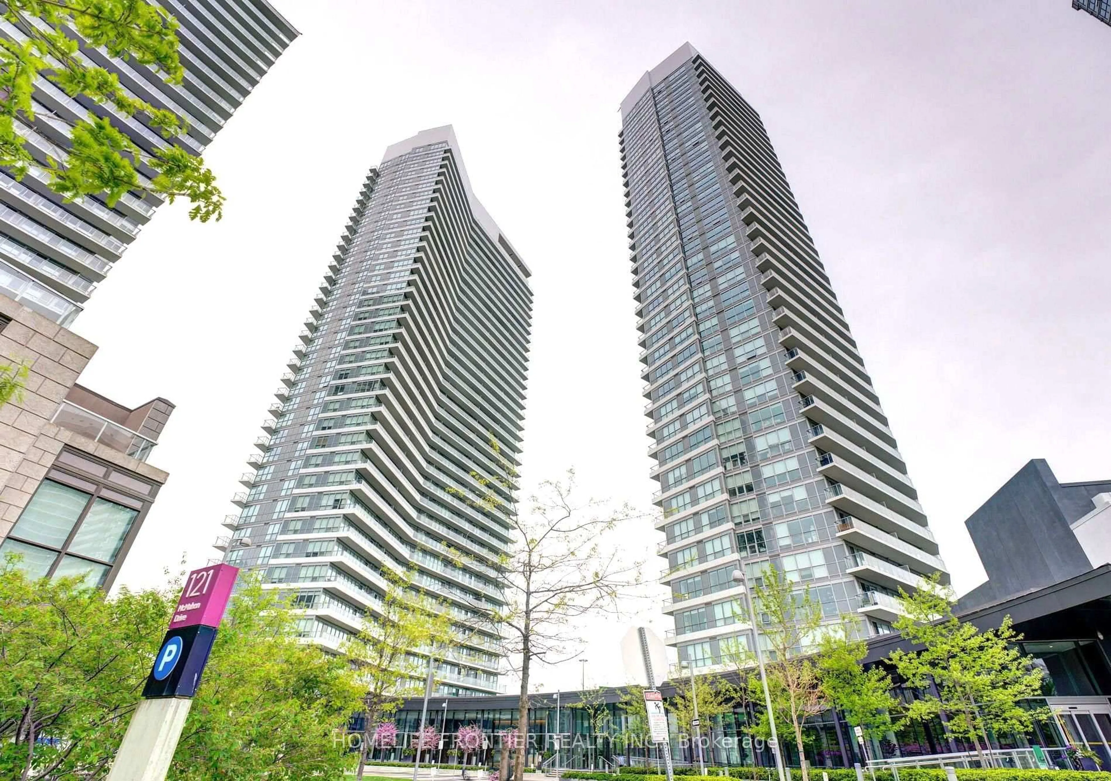 Unknown for 117 McMahon Dr #PH11, Toronto Ontario M2K 0E4