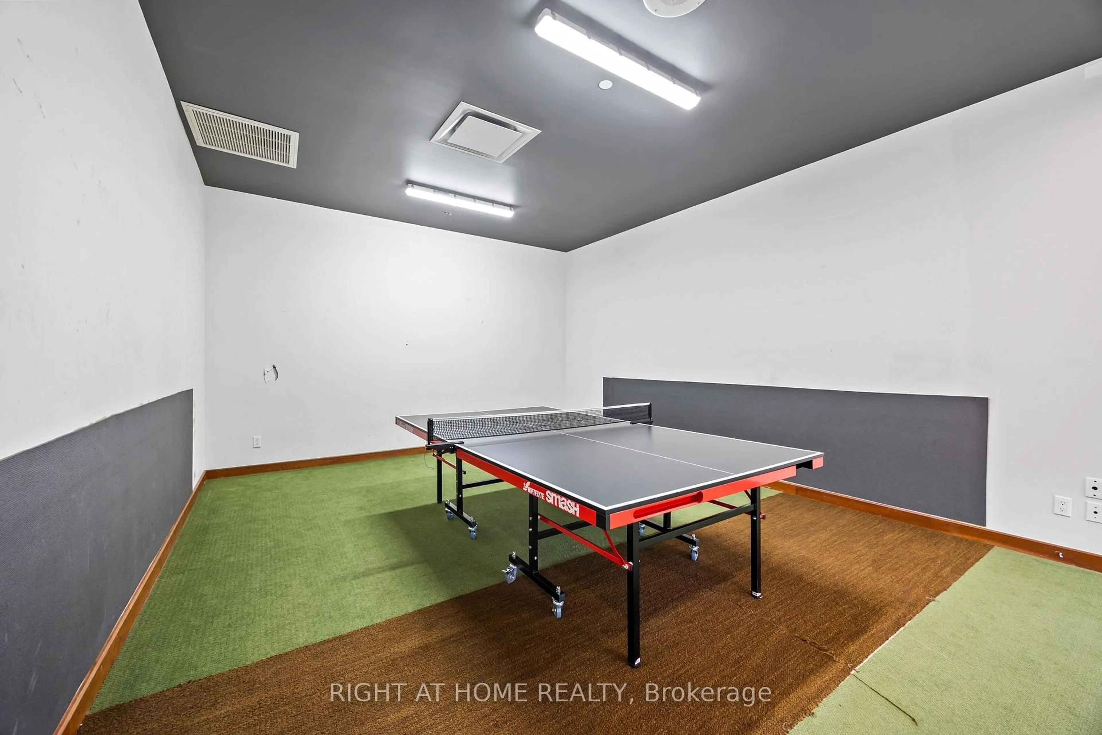 A pic of a room for 10 Northtown Way #1905, Toronto Ontario M2N 7L4