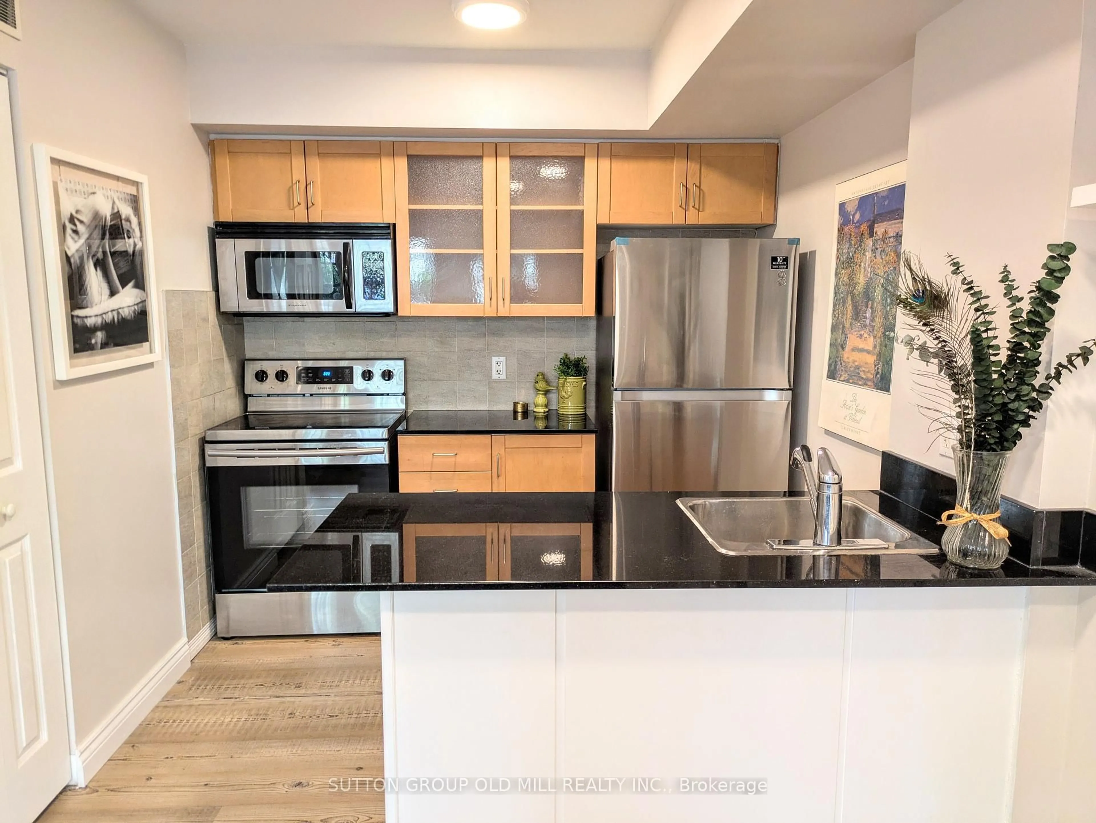 Open concept kitchen, unknown for 26 Western Battery Rd #206, Toronto Ontario M6K 3N9