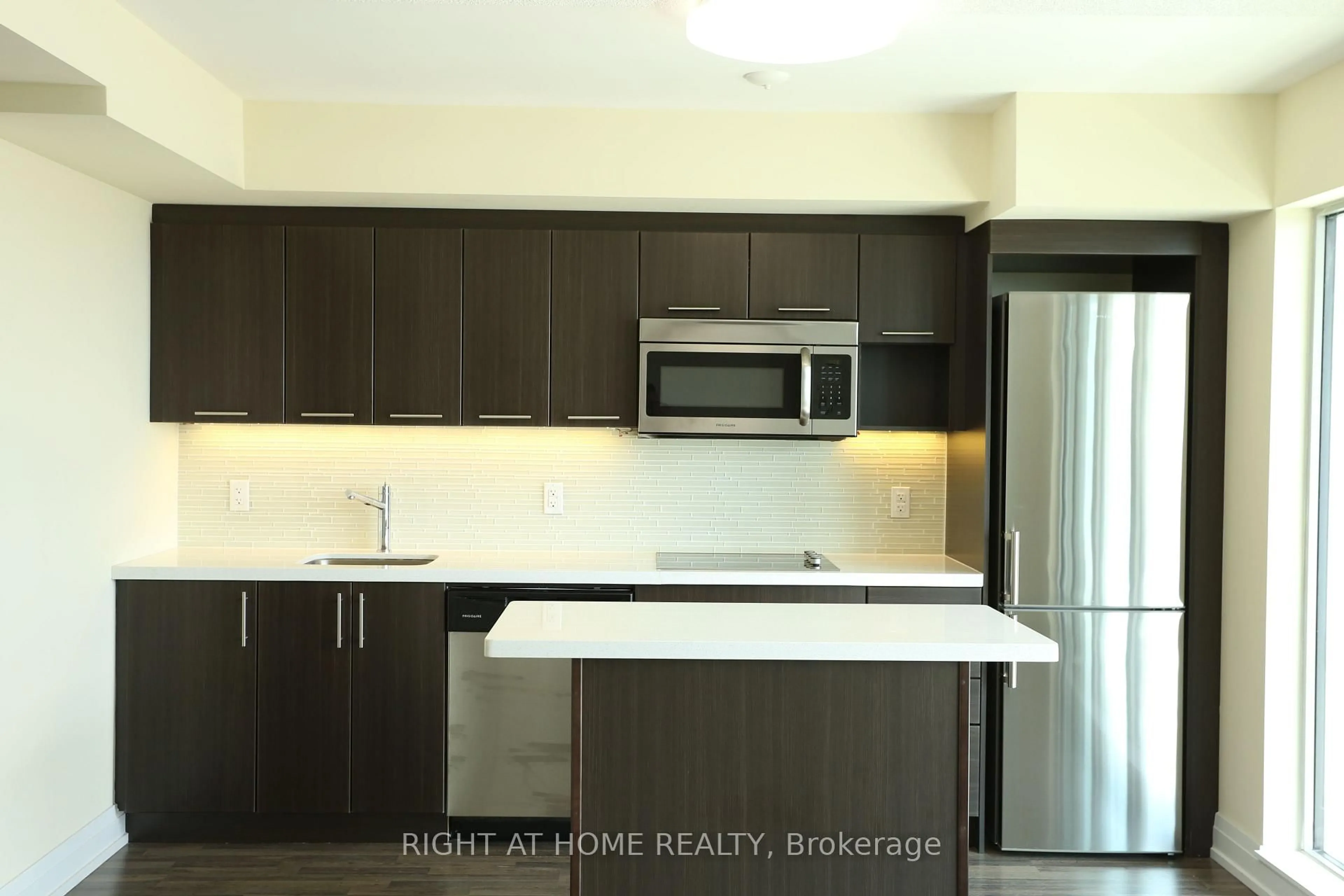 Unknown for 555 Wilson Ave #1208E, Toronto Ontario M3H 0C5