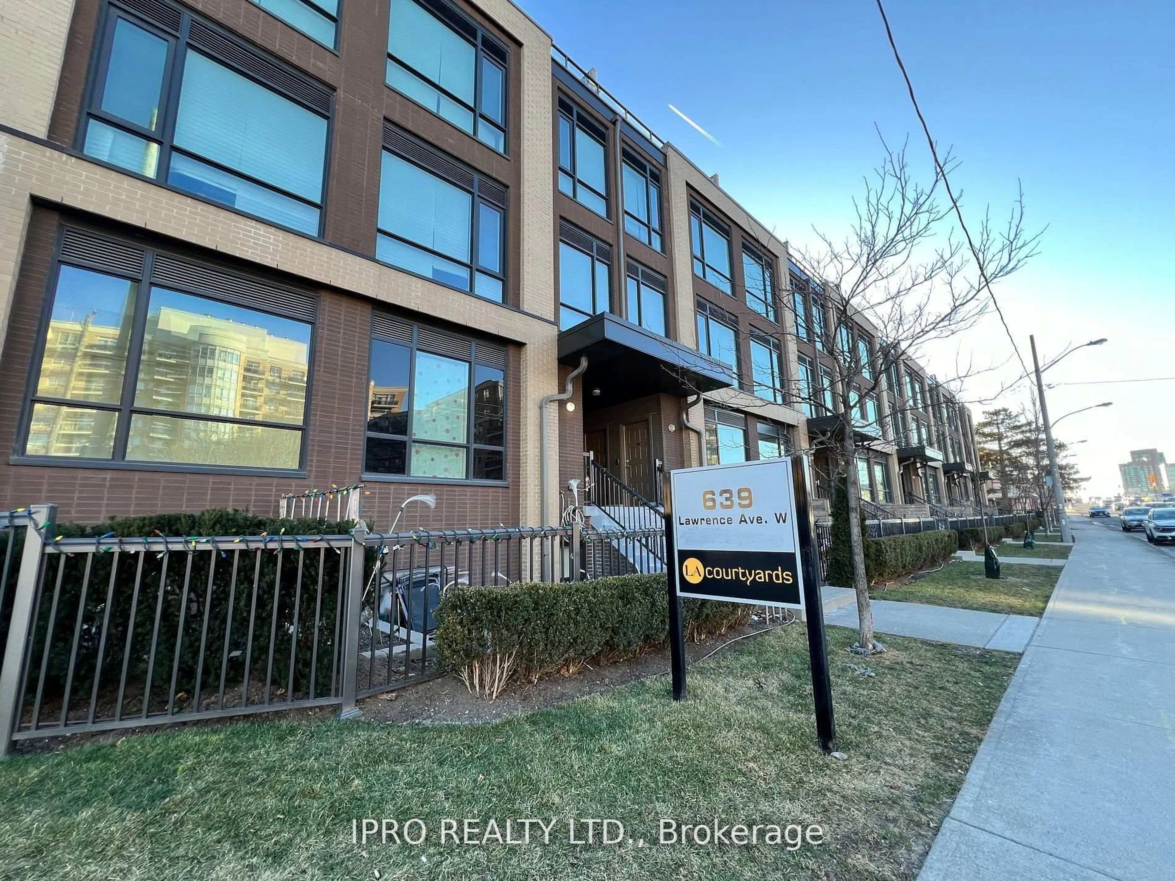 Unknown for 639 Lawrence Ave #209, Toronto Ontario M6A 1A9