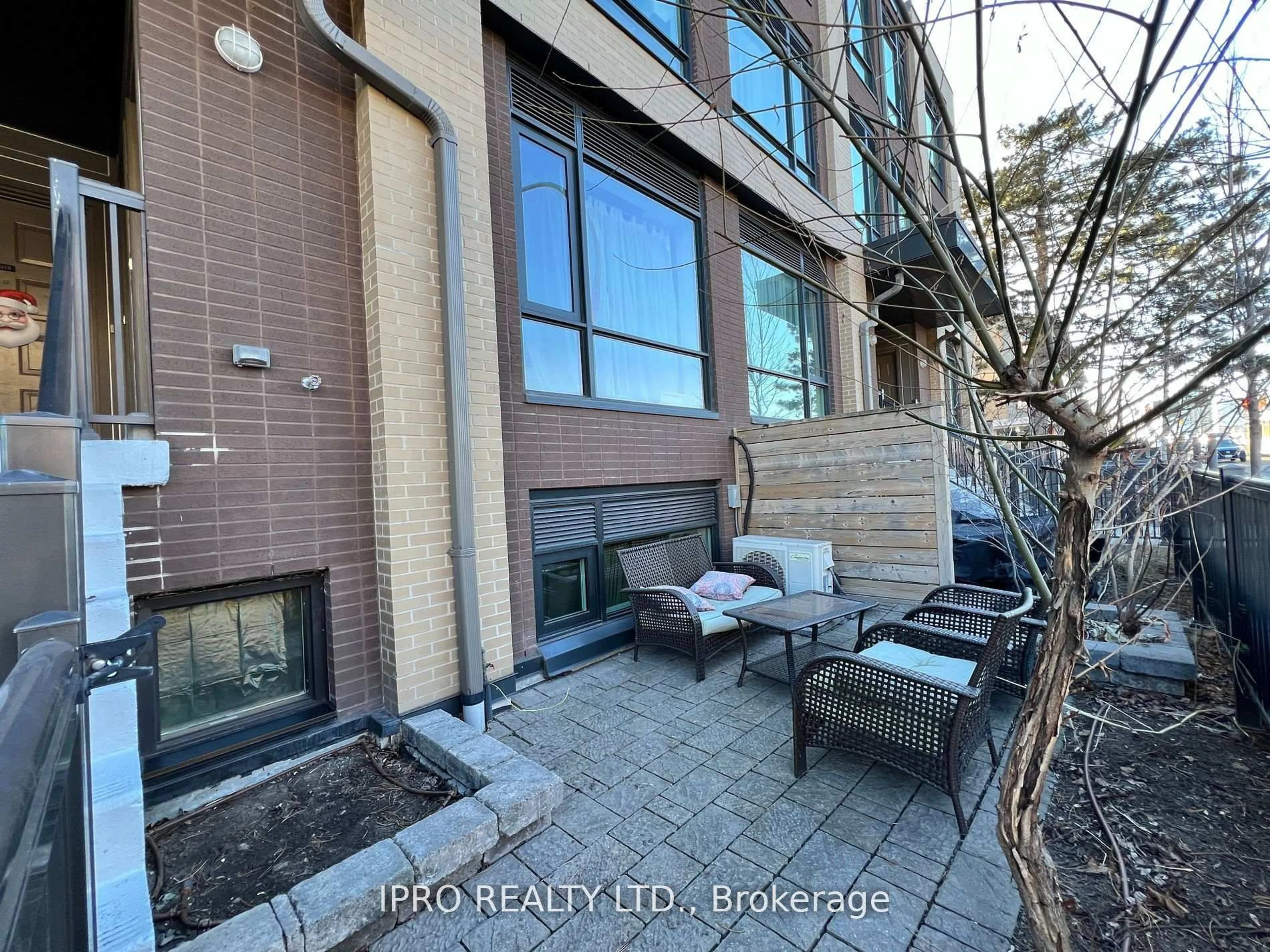 Patio, unknown for 639 Lawrence Ave #209, Toronto Ontario M6A 1A9