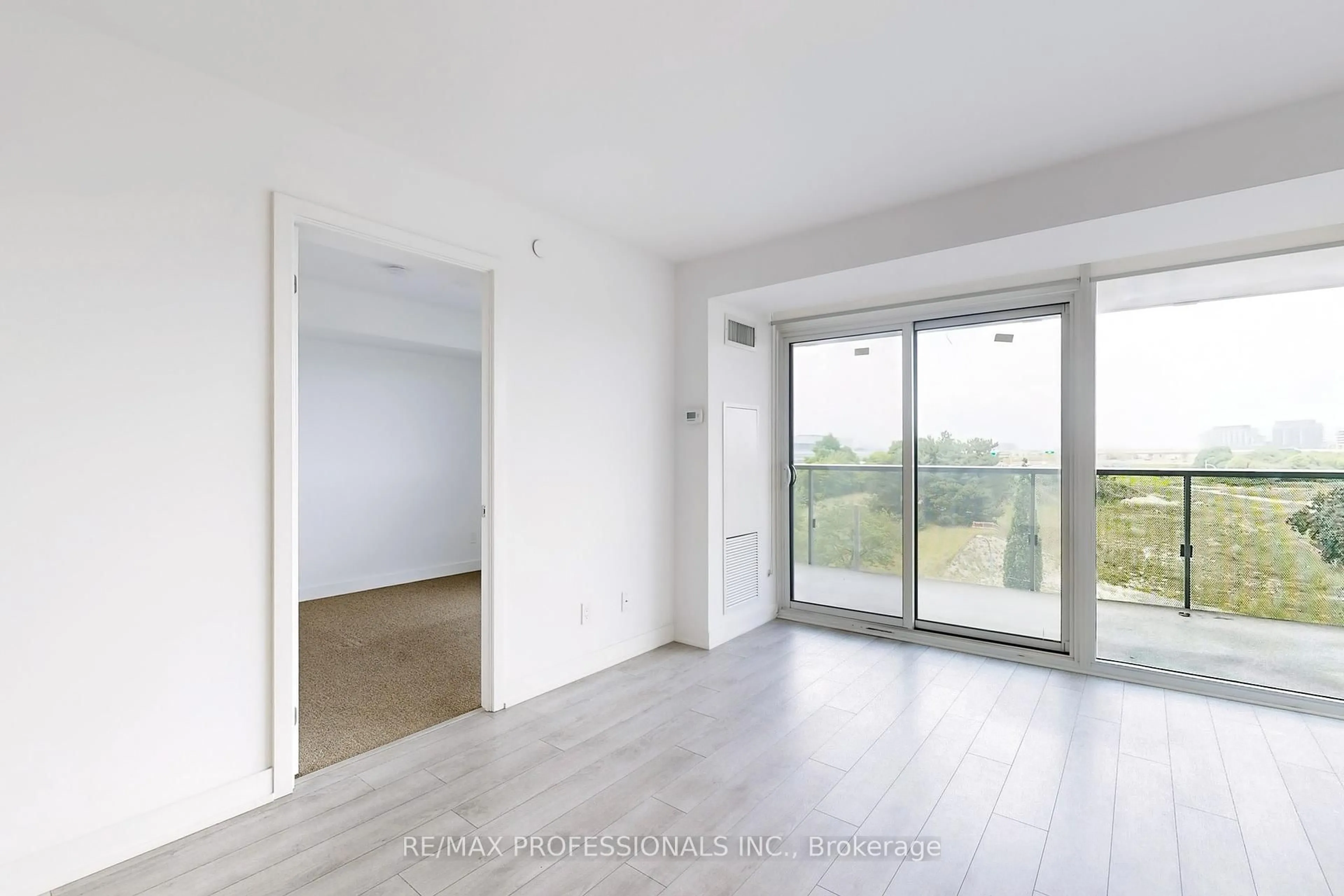 A pic of a room for 120 Varna Dr #613, Toronto Ontario M6A 0B3