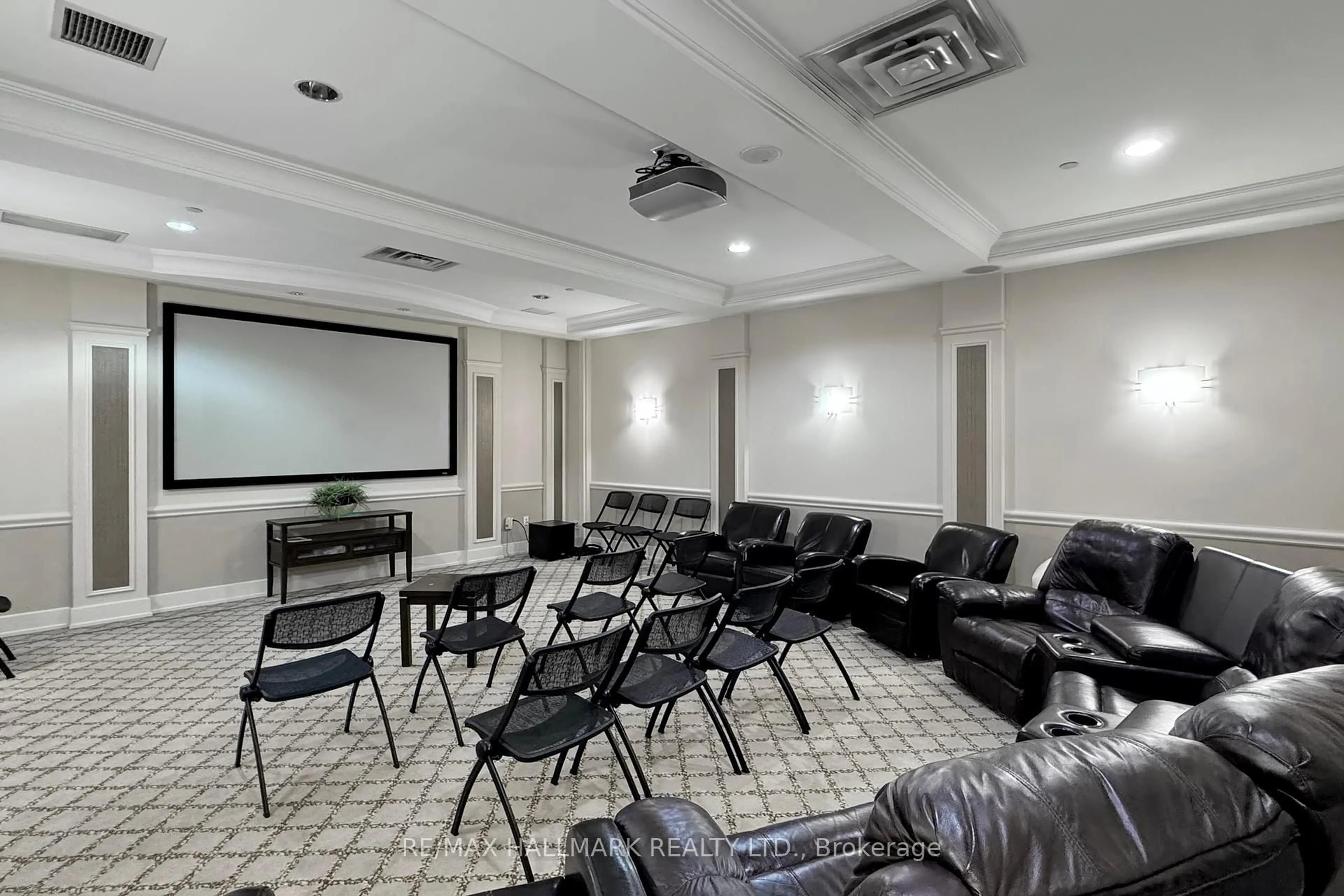 Home theater for 660 Sheppard Ave #LPH05, Toronto Ontario M2K 3E5