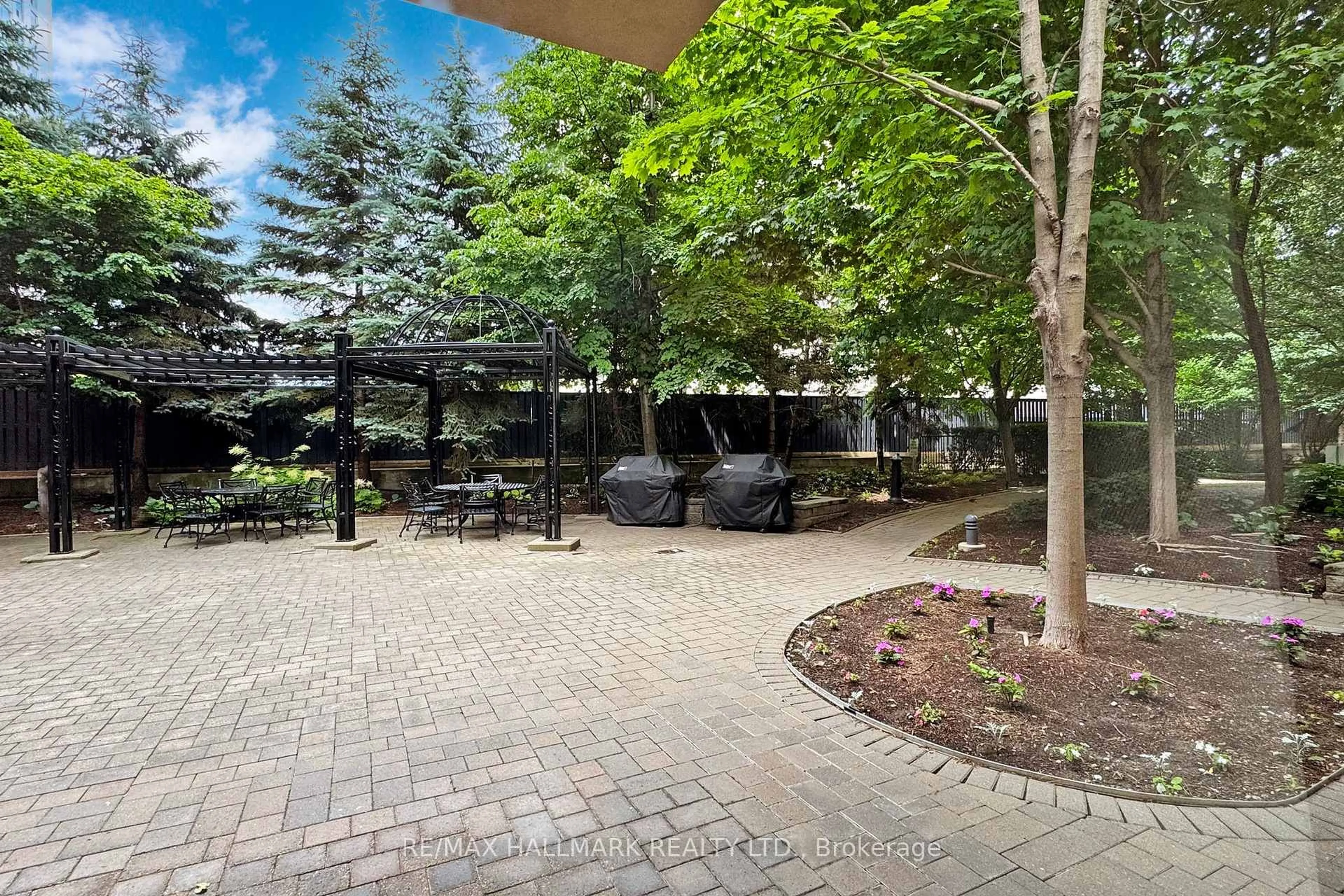 Patio, unknown for 660 Sheppard Ave #LPH05, Toronto Ontario M2K 3E5