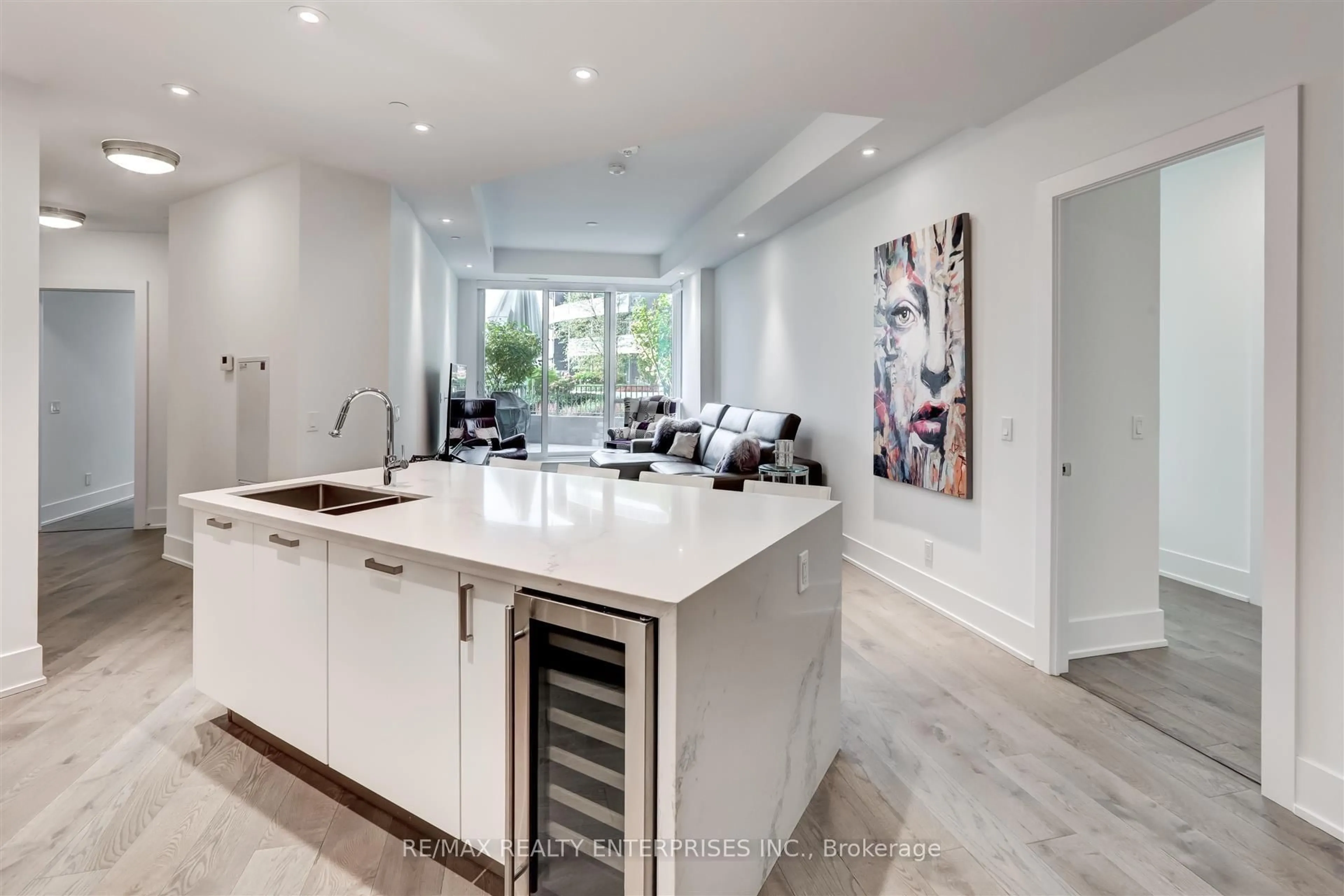 Open concept kitchen, unknown for 1 Edgewater Dr #212, Toronto Ontario M5A 0L1