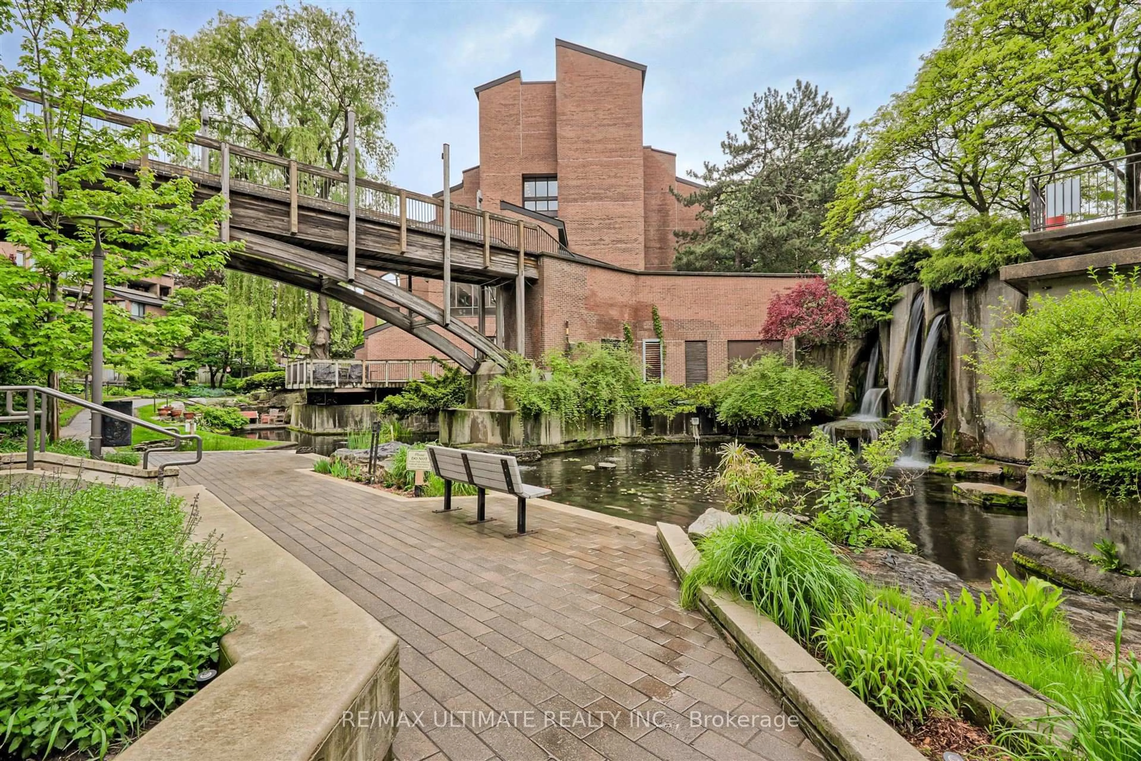 Patio, unknown for 40 Sylvan Valleyway #307, Toronto Ontario M5M 4M3