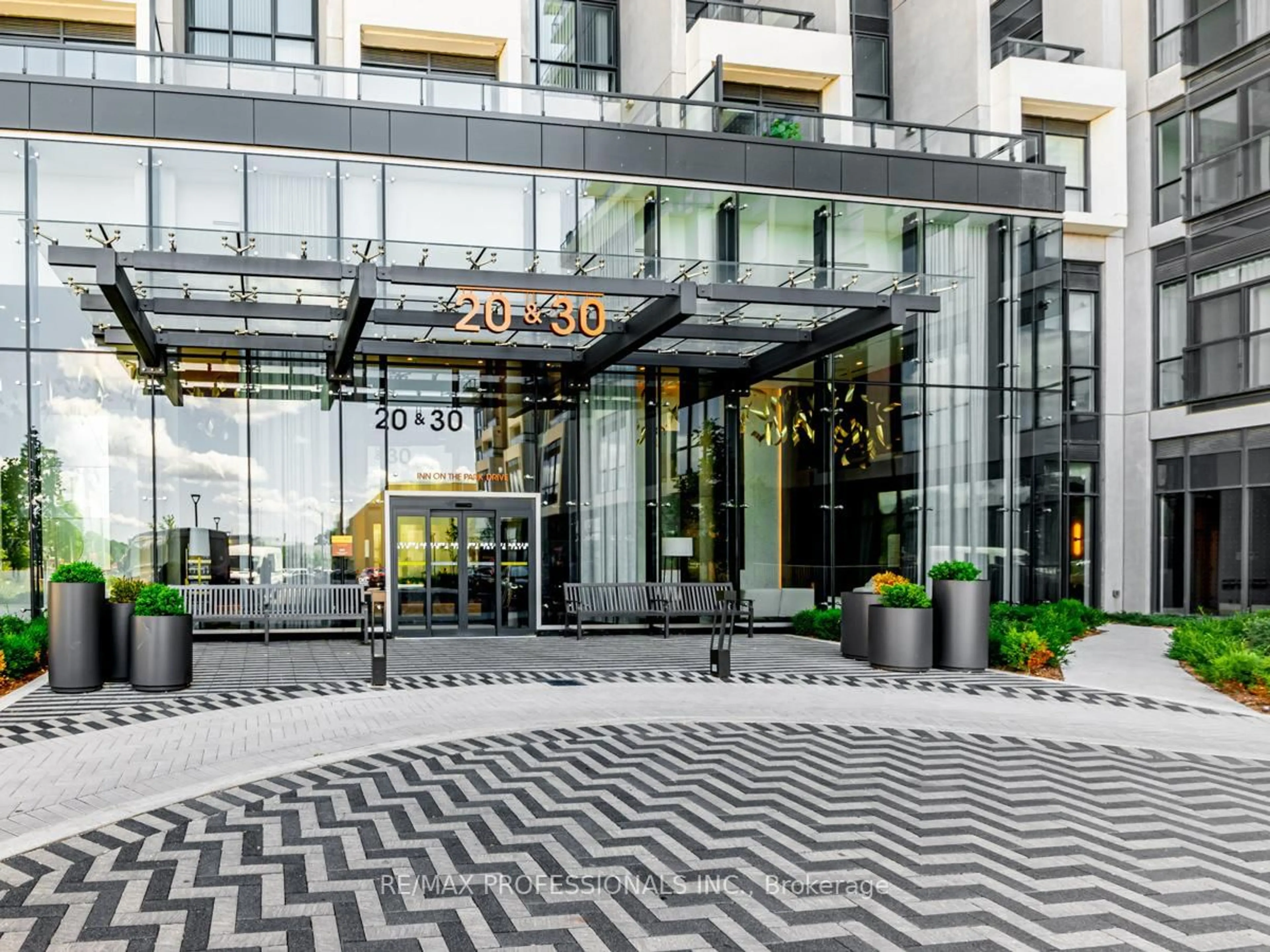 Lobby for 30 Inn On The Park Dr #2303, Toronto Ontario M3C 0P7