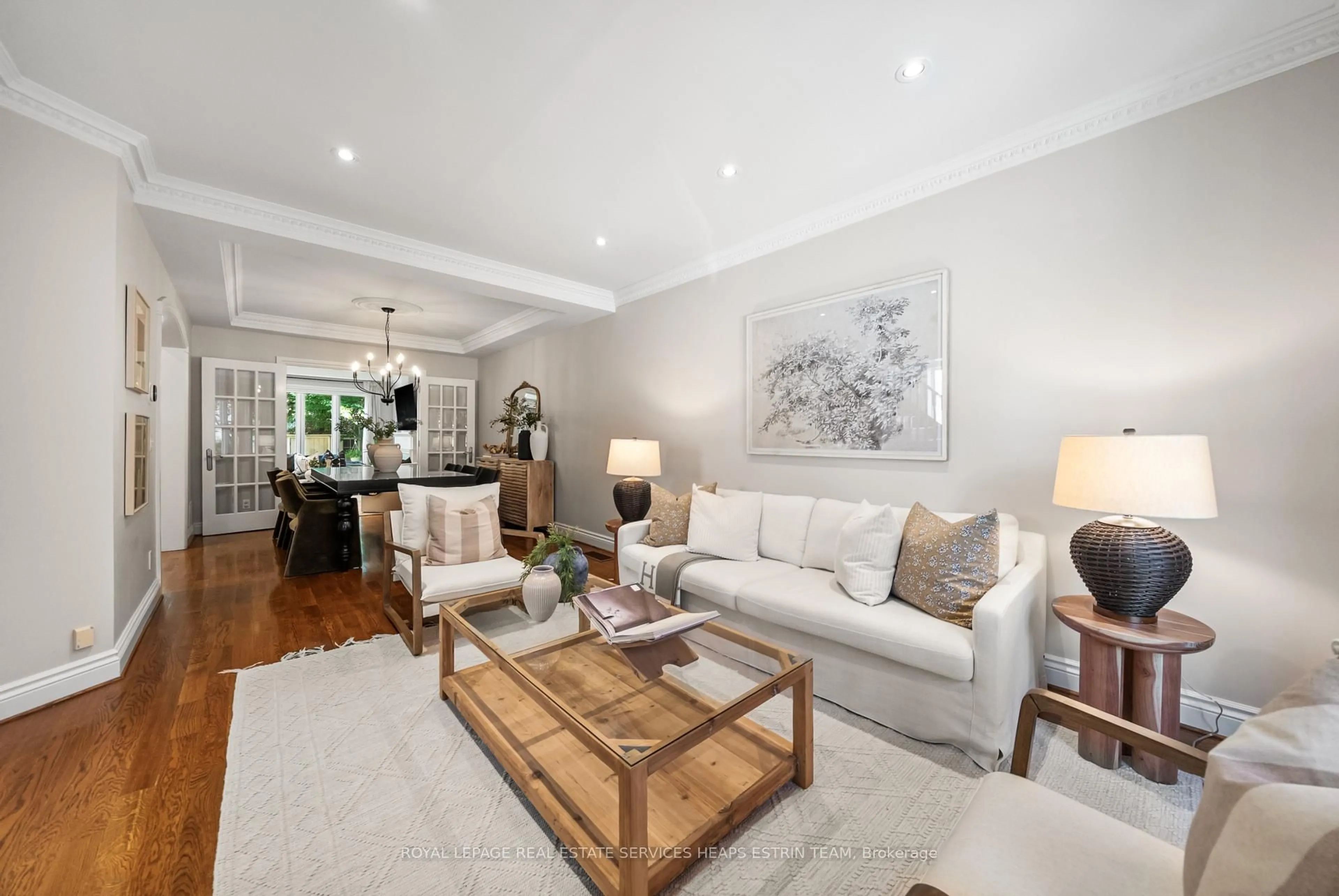 Living room with furniture, unknown for 43 Randolph Rd, Toronto Ontario M4G 3R8