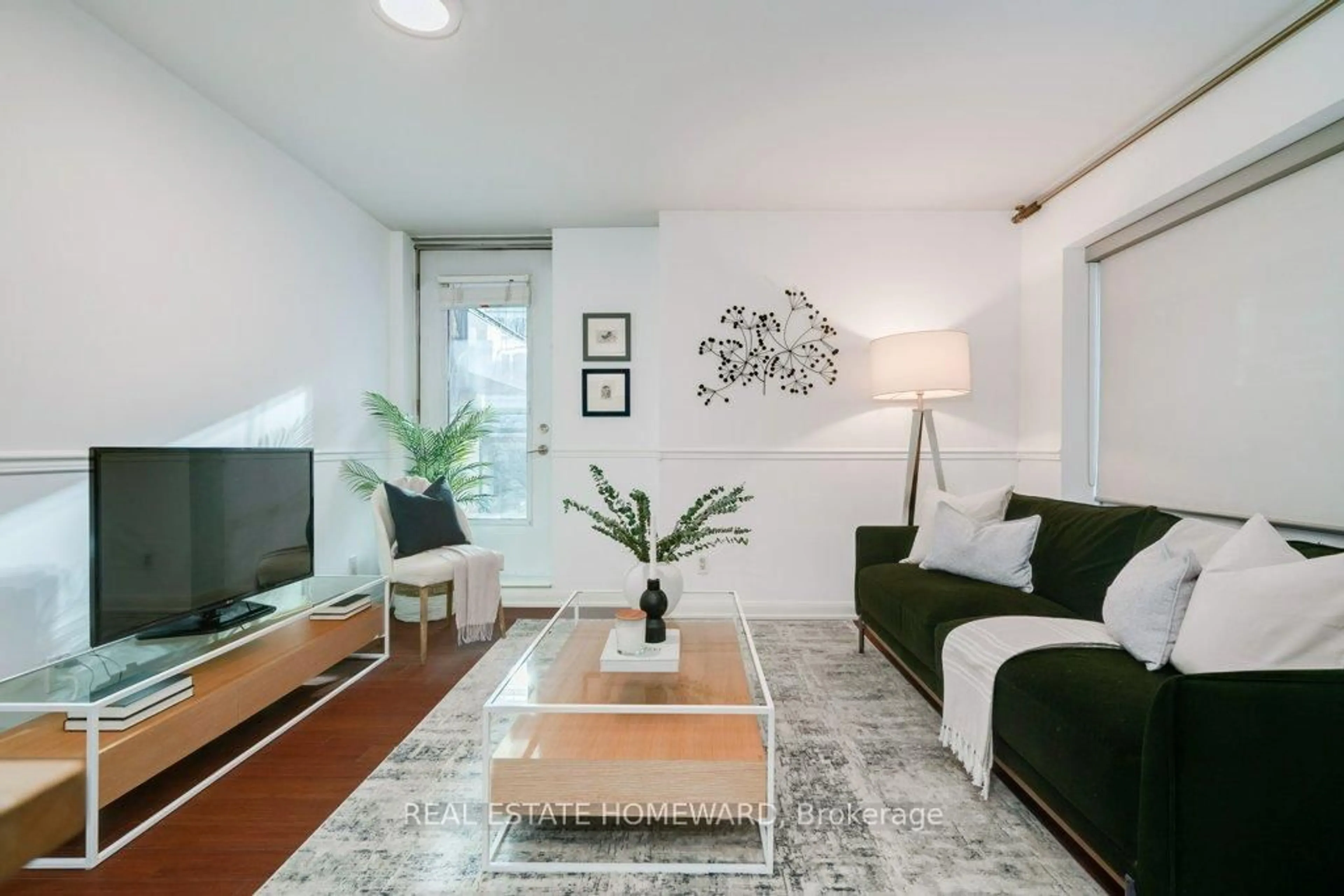 Living room with furniture, unknown for 205 Frederick St #211, Toronto Ontario M5A 4V3