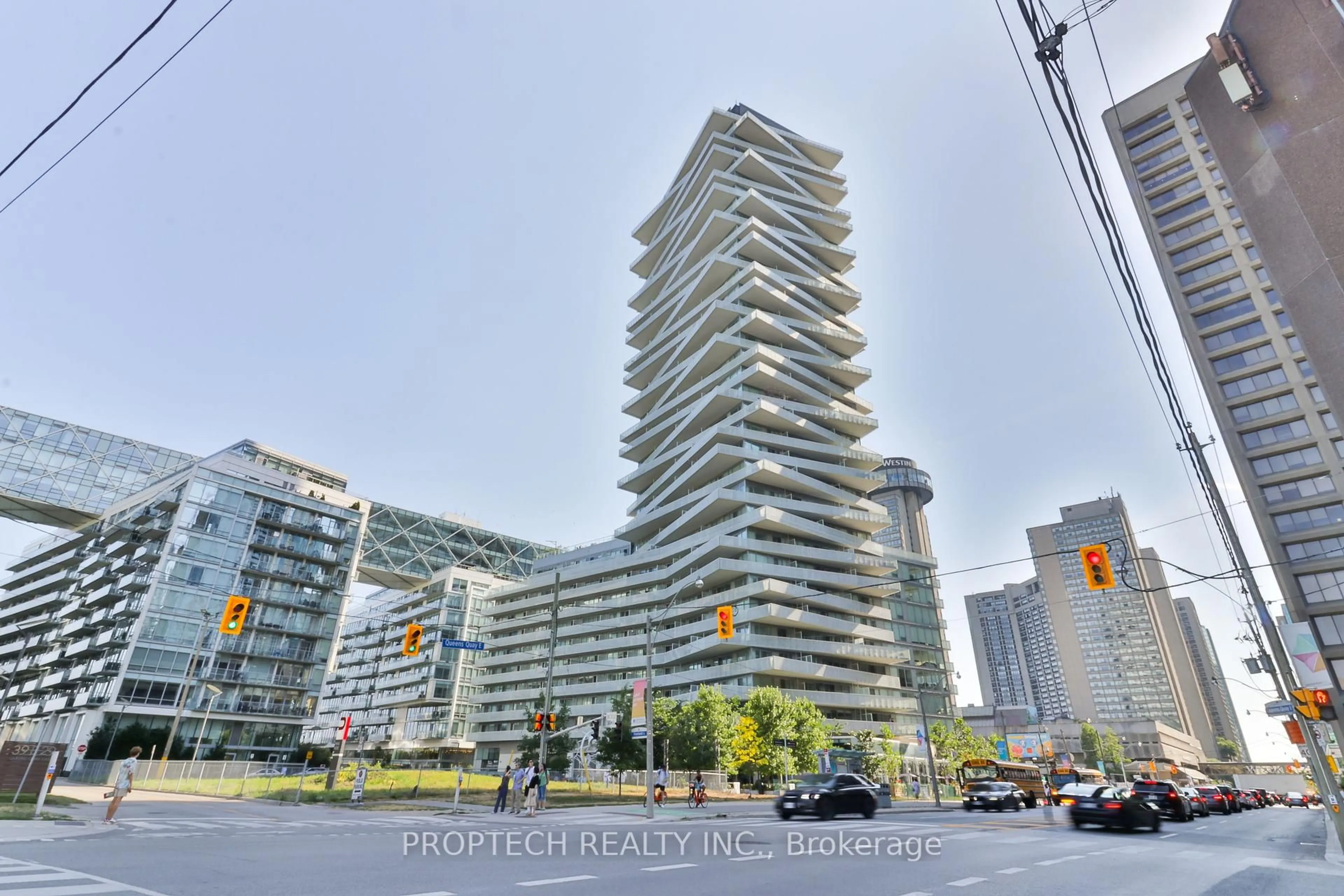 Blurry image for 15 Queens Quay St #2602, Toronto Ontario M5E 0C5
