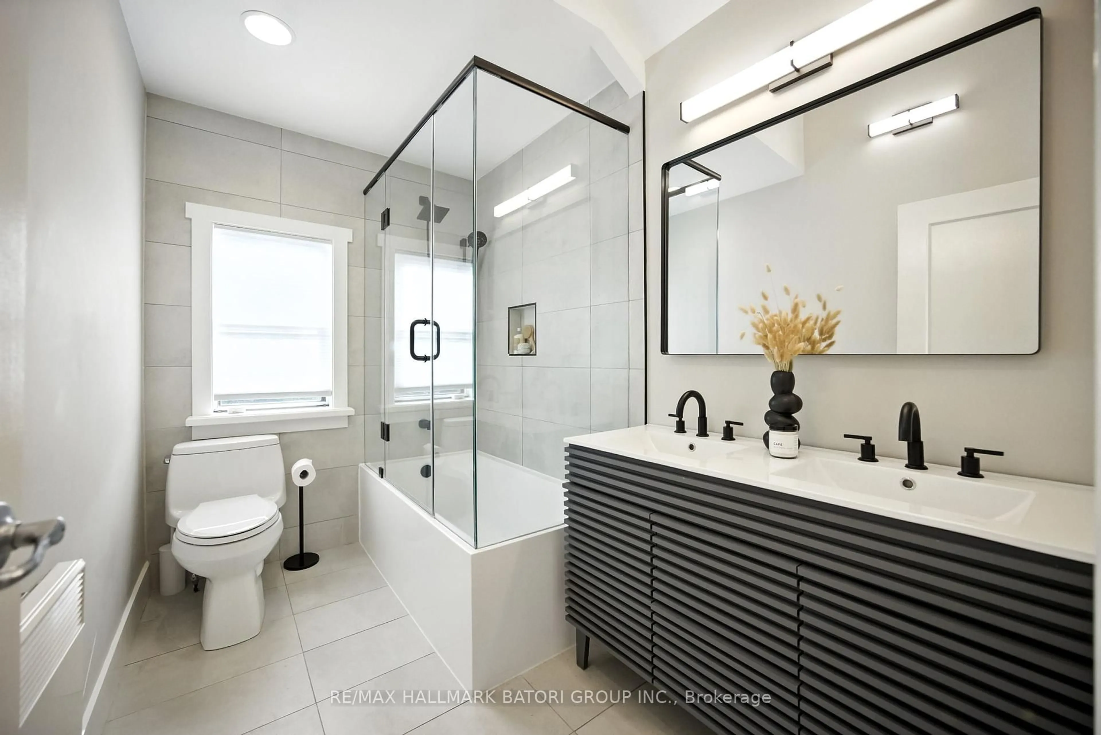 Contemporary bathroom, ceramic/tile floor for 430 Arlington Ave, Toronto Ontario M6C 3A2