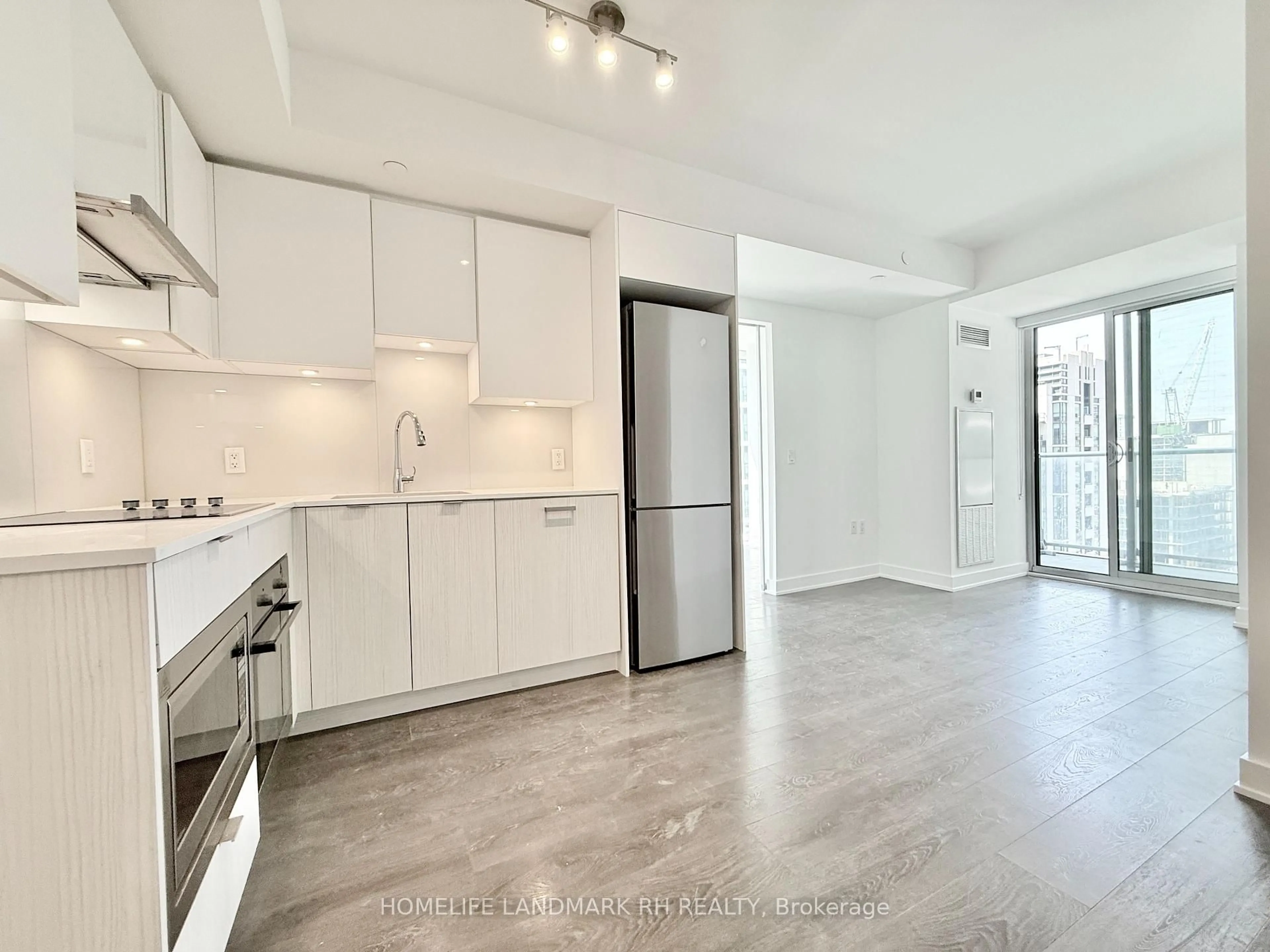 Open concept kitchen, unknown for 195 Redpath Ave #1912, Toronto Ontario M4P 0E4
