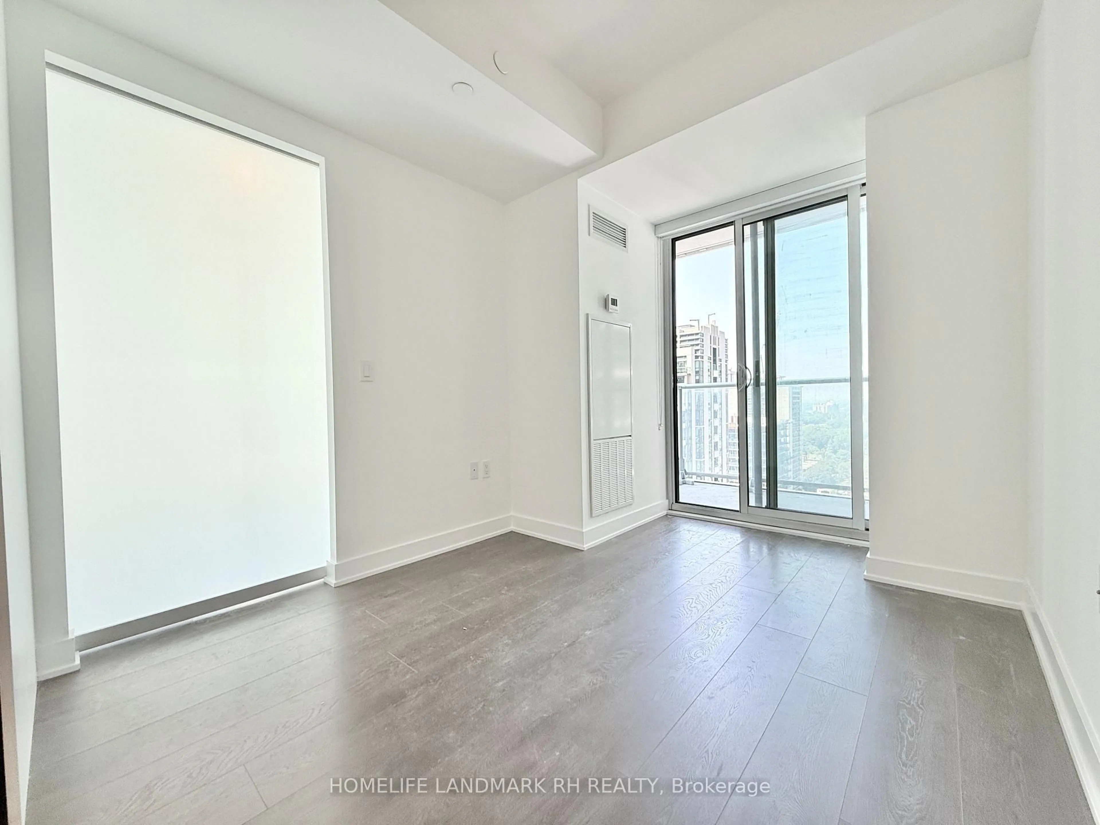 A pic of a room for 195 Redpath Ave #1912, Toronto Ontario M4P 0E4