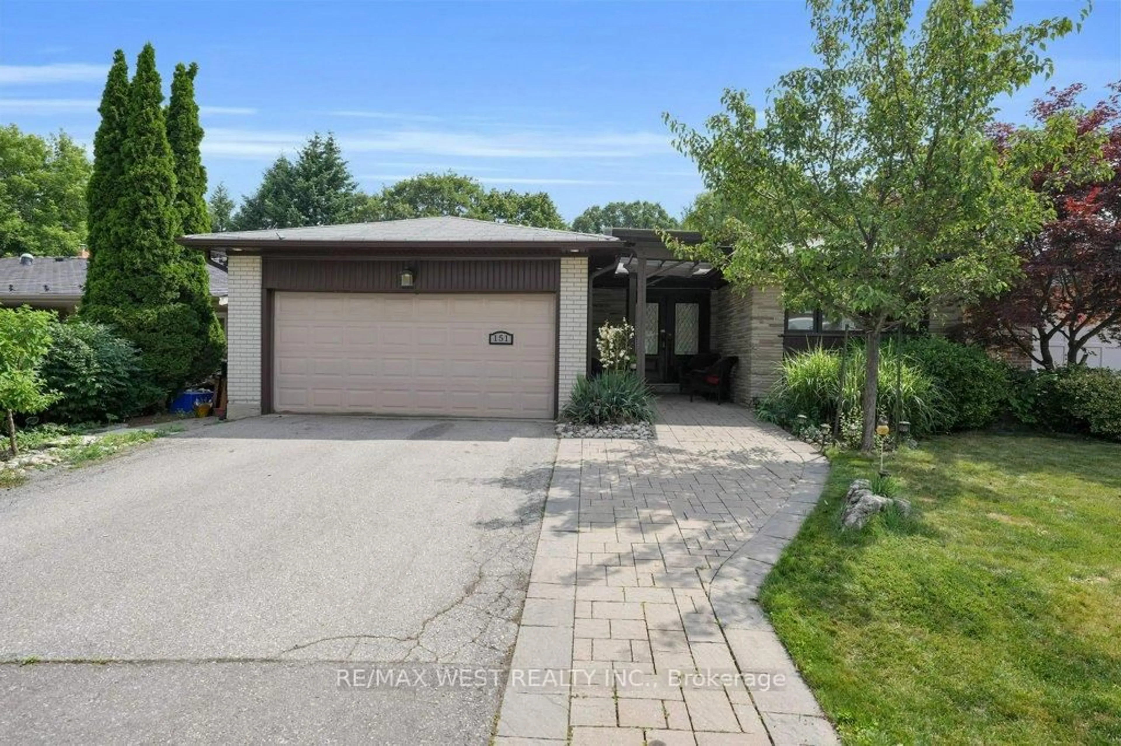Unknown for 151 Brahms Ave, Toronto Ontario M2H 1H9