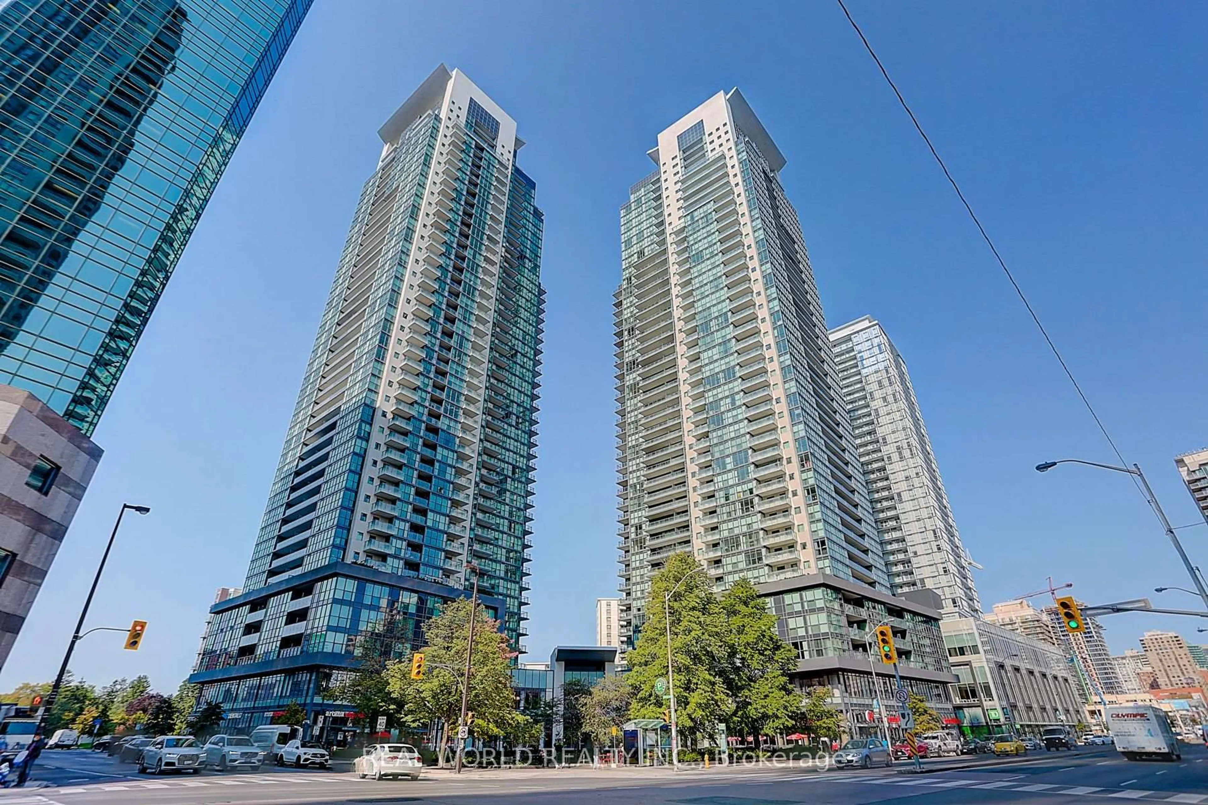 A pic from outside/outdoor area/front of a property/back of a property/a pic from drone, city buildings view from balcony for 5162 Yonge St #Ph103, Toronto Ontario M2N 0E9