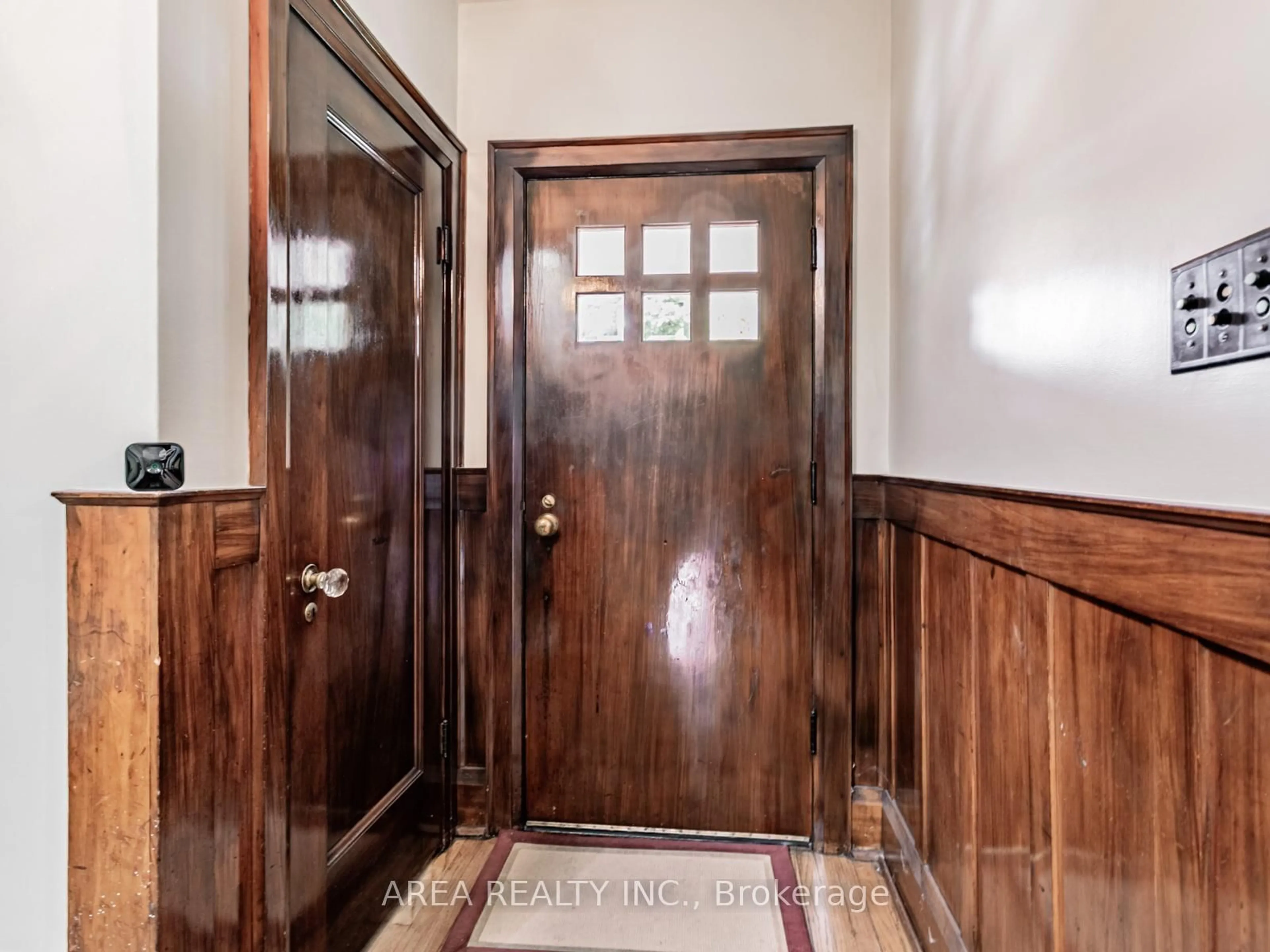 Indoor entryway for 65 St Annes Rd, Toronto Ontario M6J 2C4
