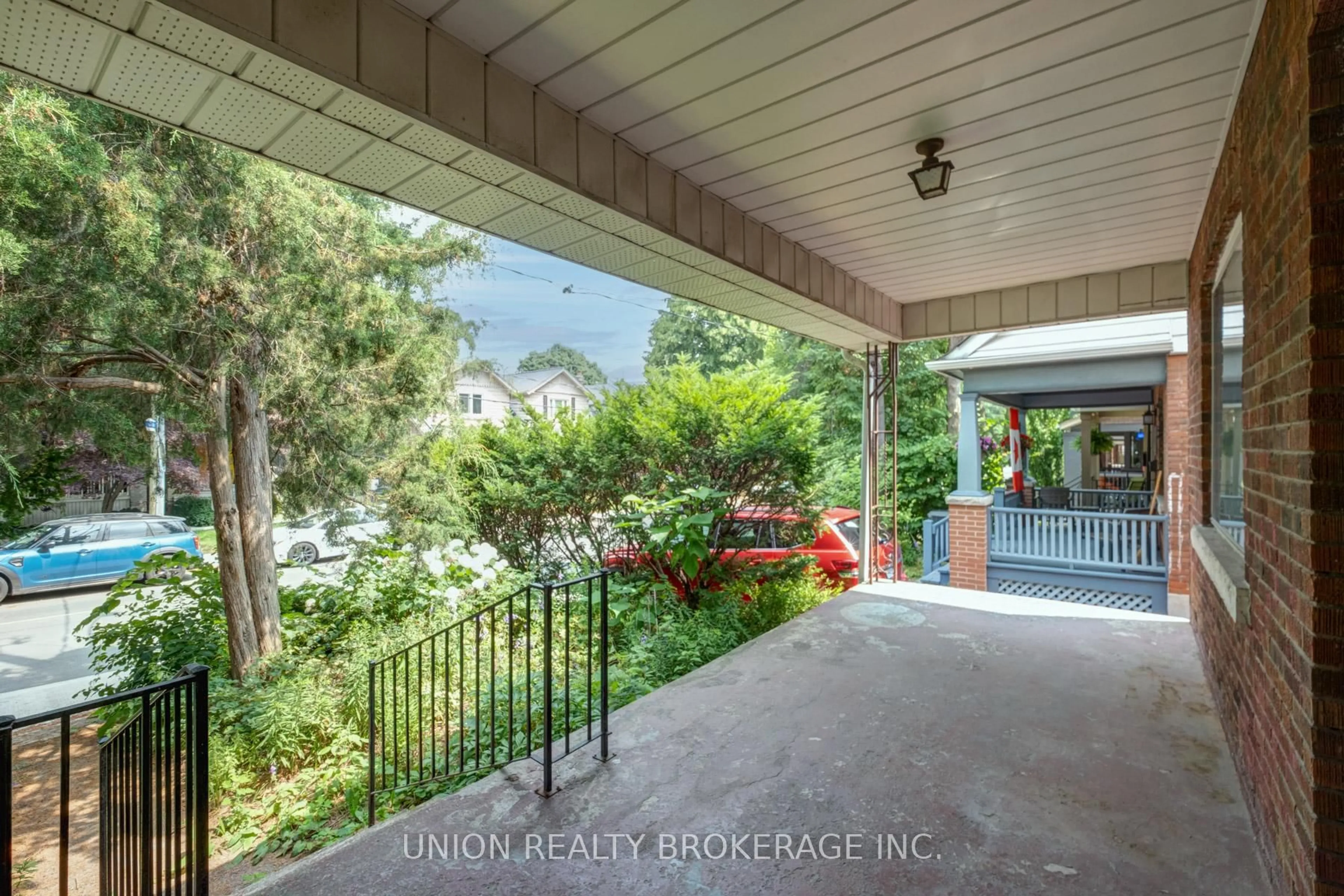 Unknown for 387 Millwood Rd, Toronto Ontario M4S 1K3