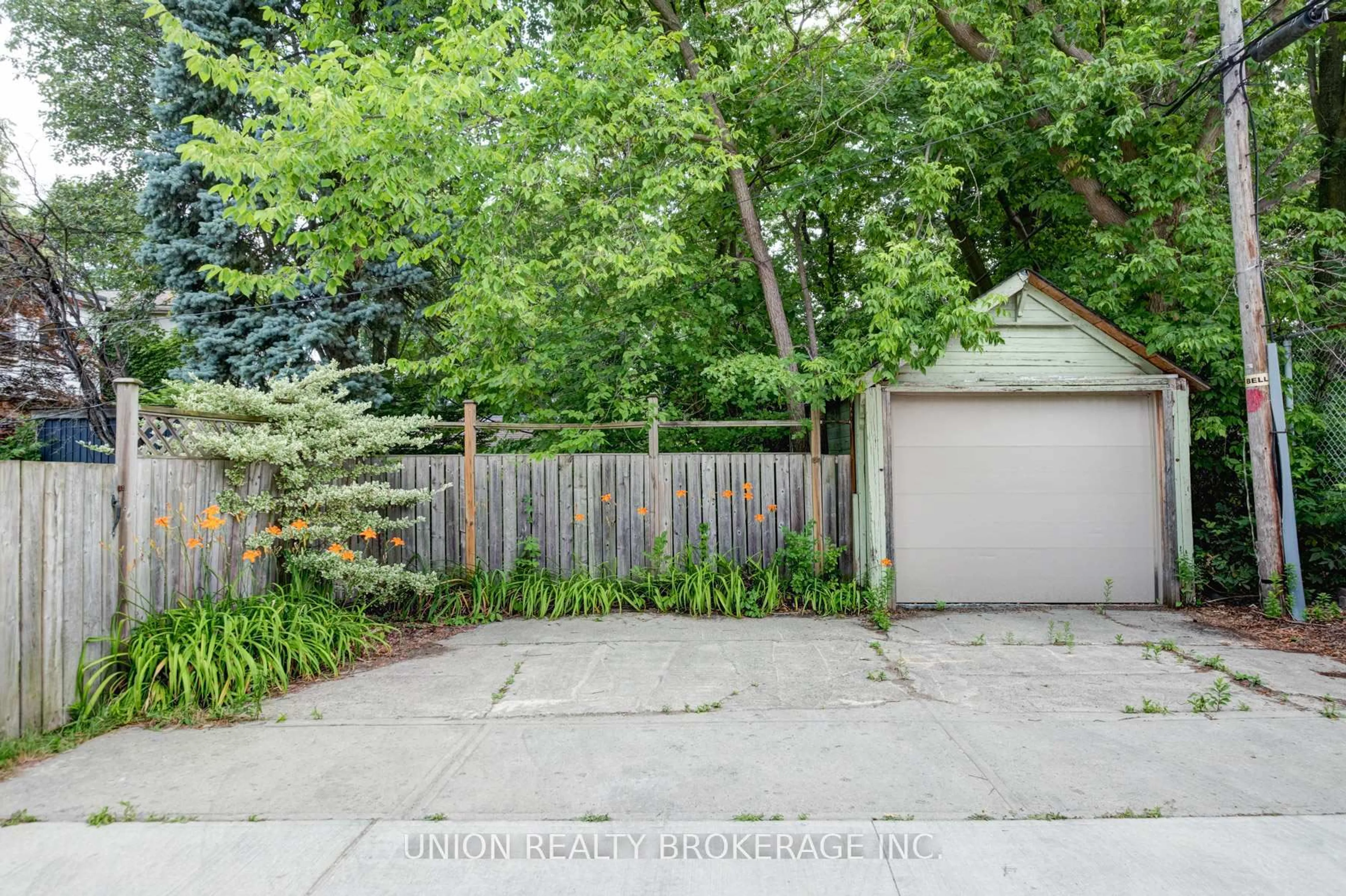 Unknown for 387 Millwood Rd, Toronto Ontario M4S 1K3
