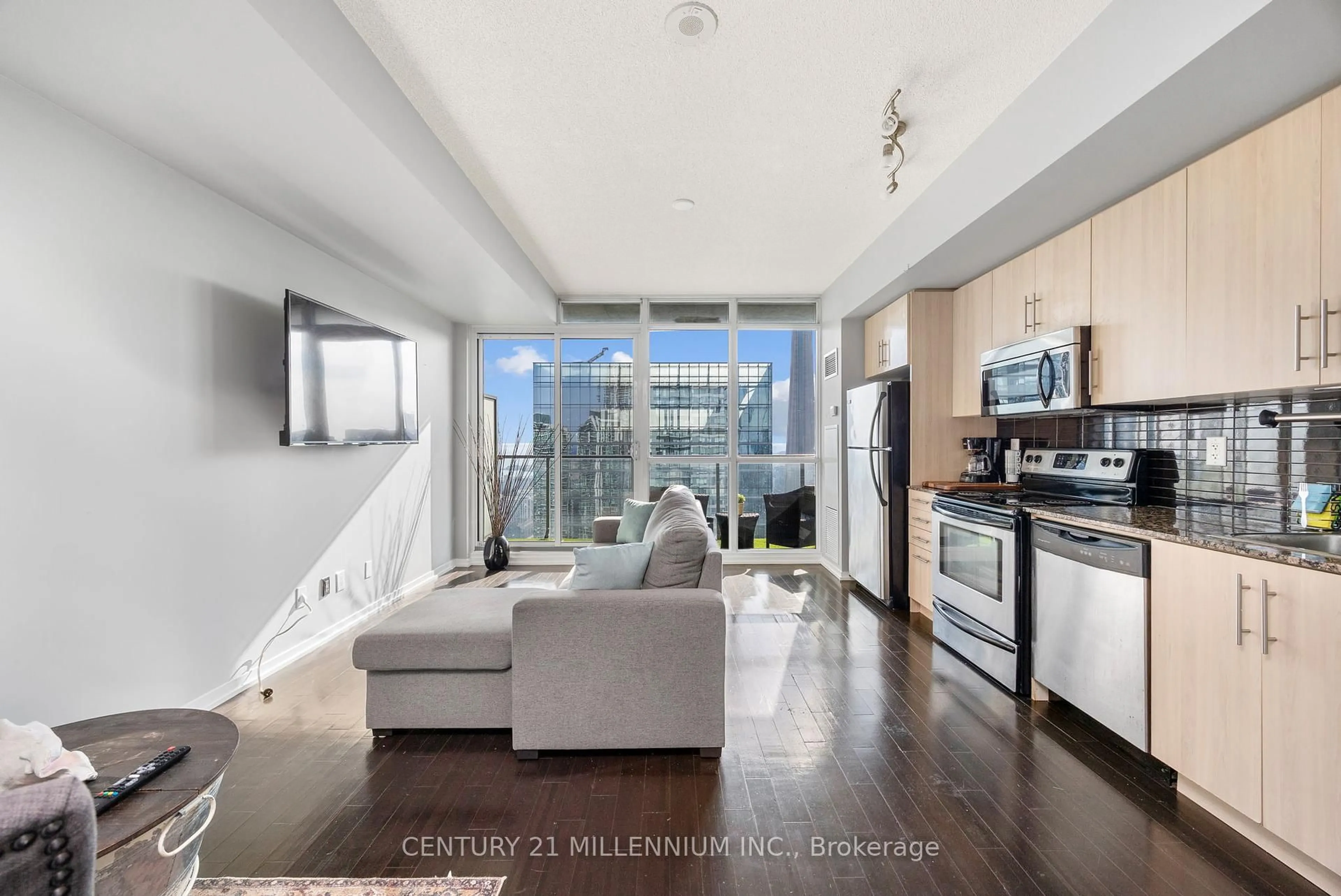 Open concept kitchen, unknown for 65 Bremner Blvd #4503, Toronto Ontario M5J 0A7