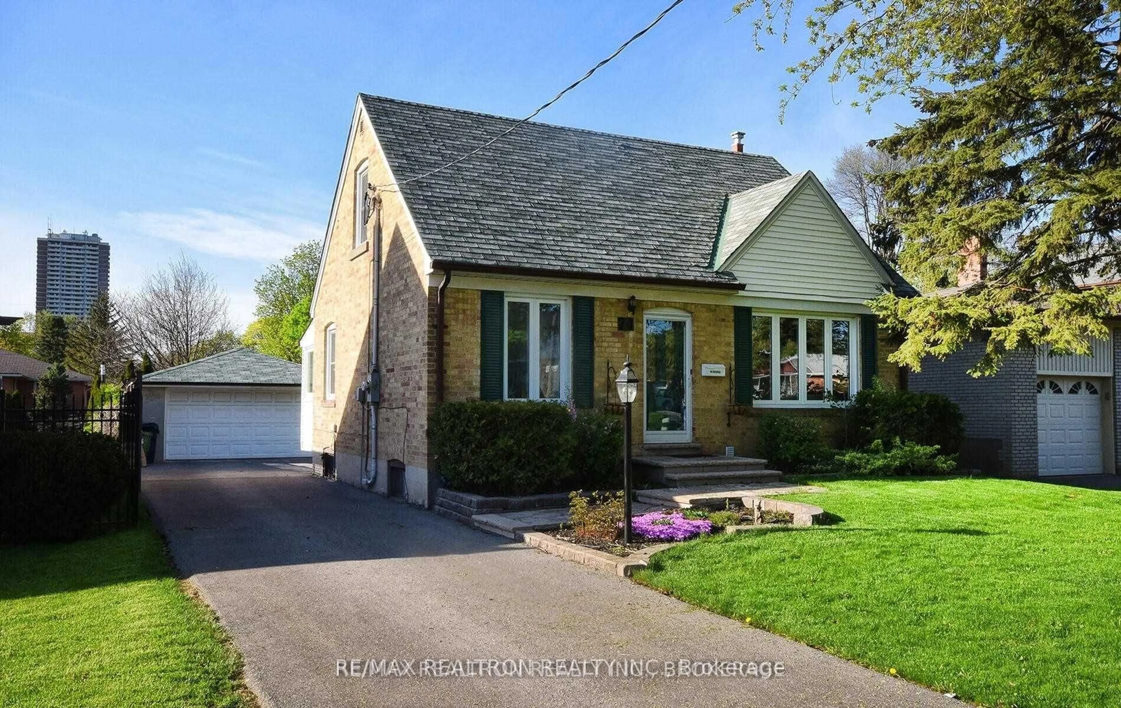 Unknown for 74 Goulding Ave, Toronto Ontario M2M 1L2