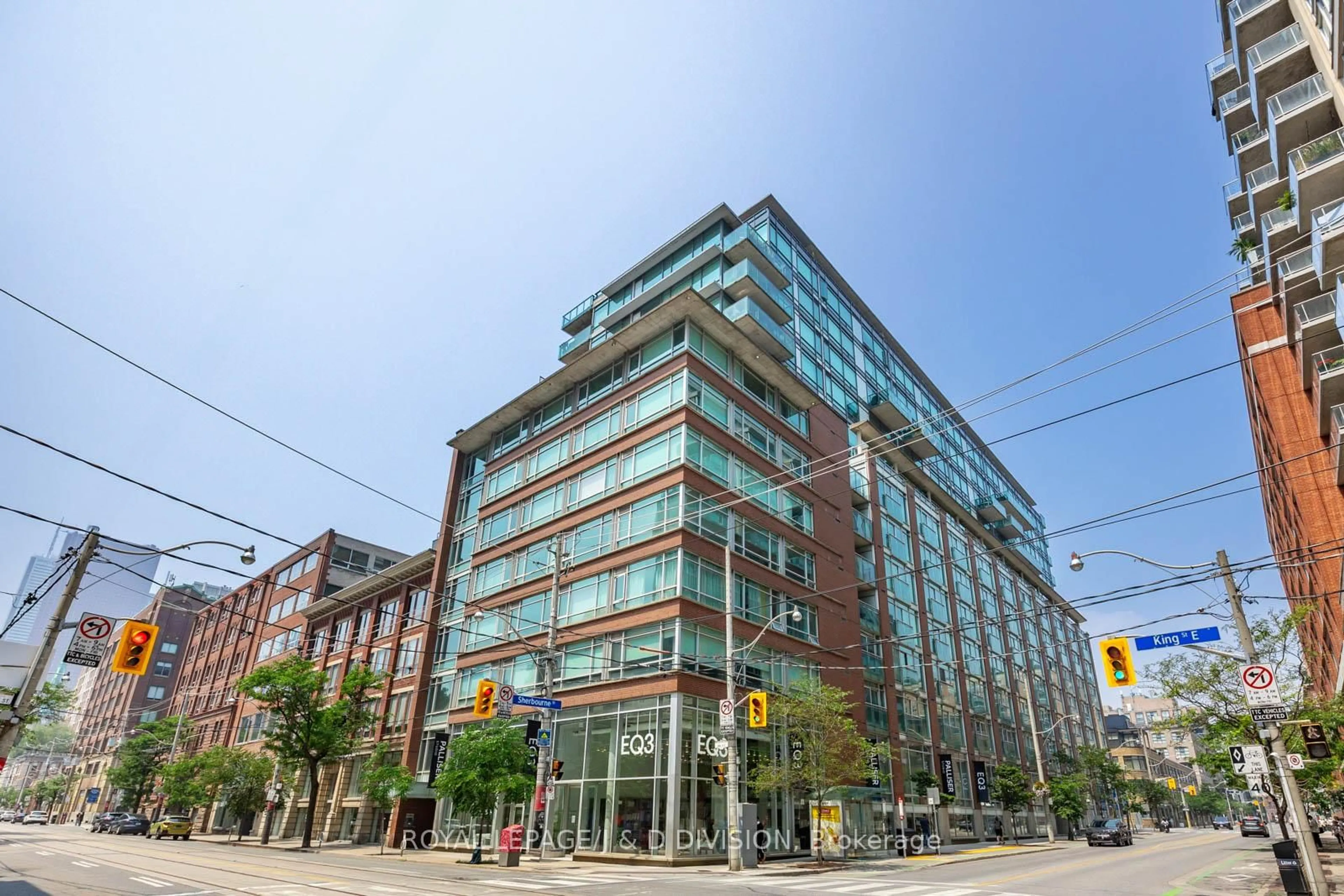 Unknown for 218 King St #407, Toronto Ontario M5A 4T4