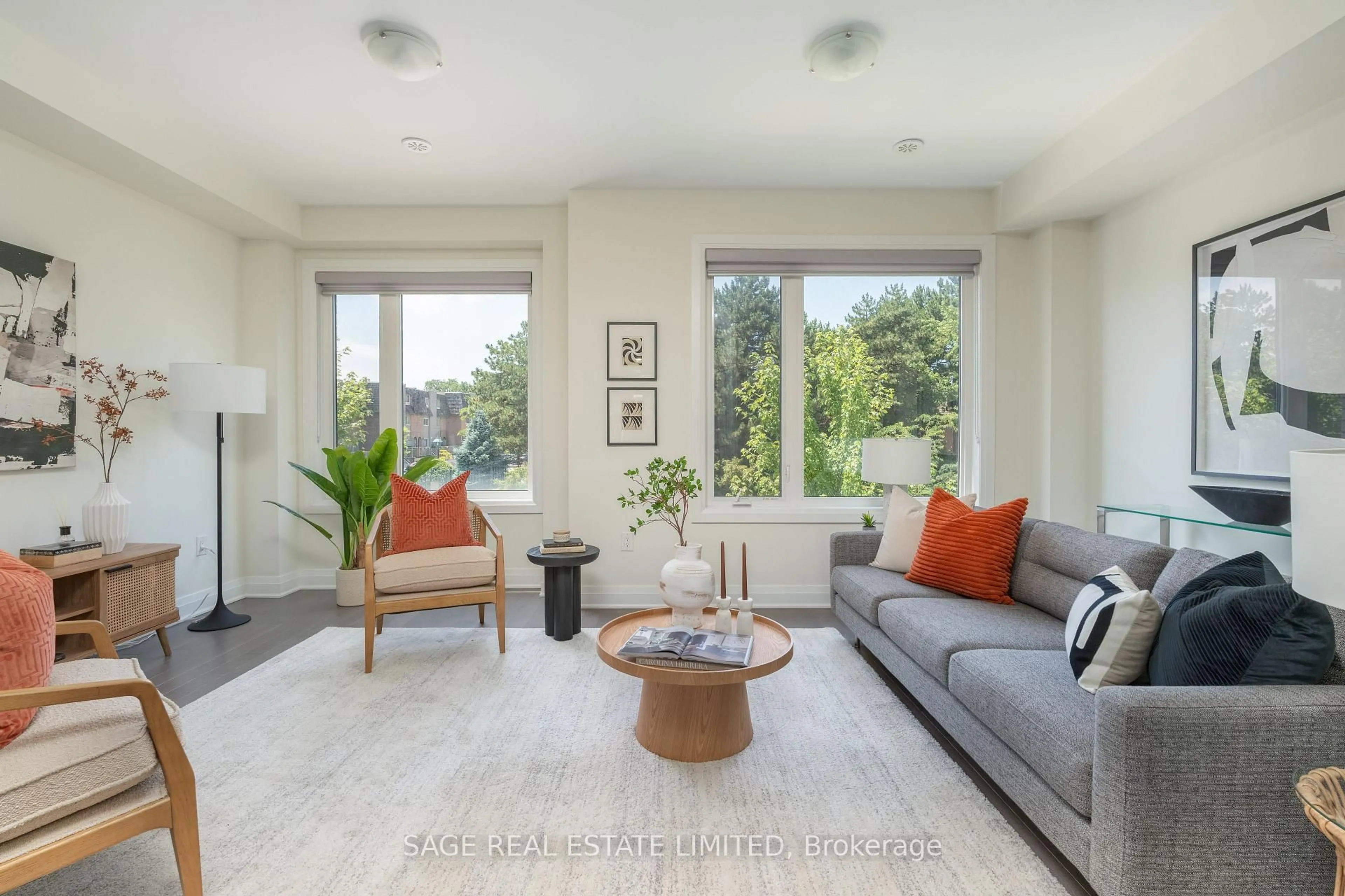 Living room with furniture, unknown for 211 The Donway, Toronto Ontario M3B 2Y8