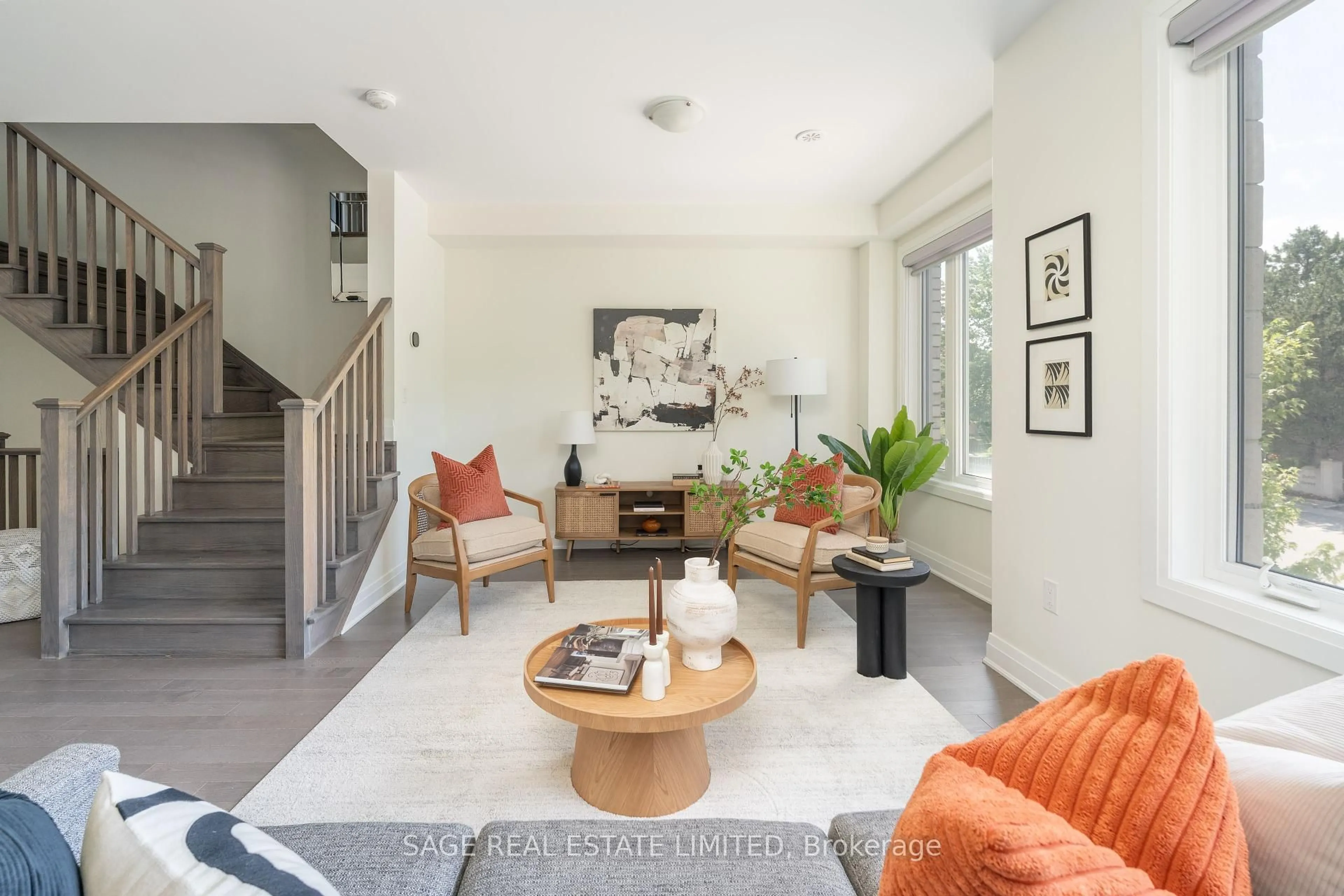 Living room with furniture, unknown for 211 The Donway, Toronto Ontario M3B 2Y8