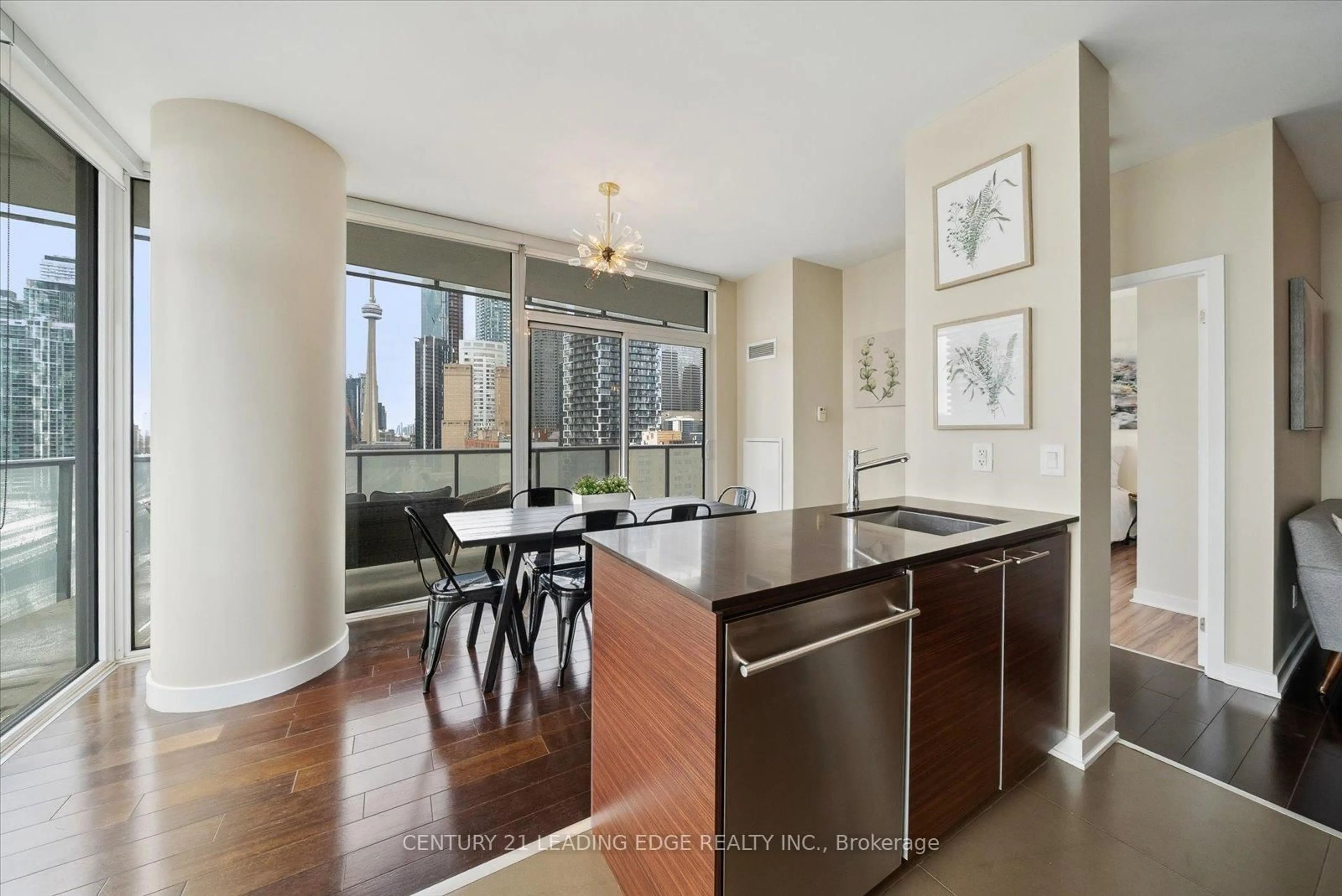 Open concept kitchen, wood/laminate floor for 1 Market St #1313, Toronto Ontario M5E 0A2