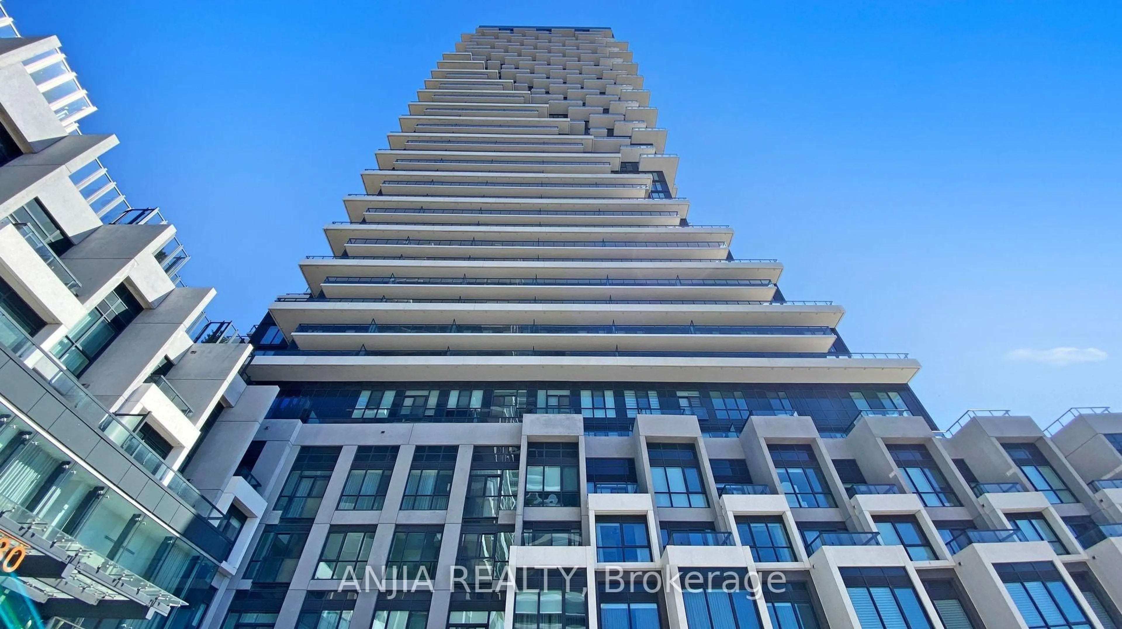 Indoor foyer for 30 Inn On The Park Dr #1907, Toronto Ontario M3C 0P7