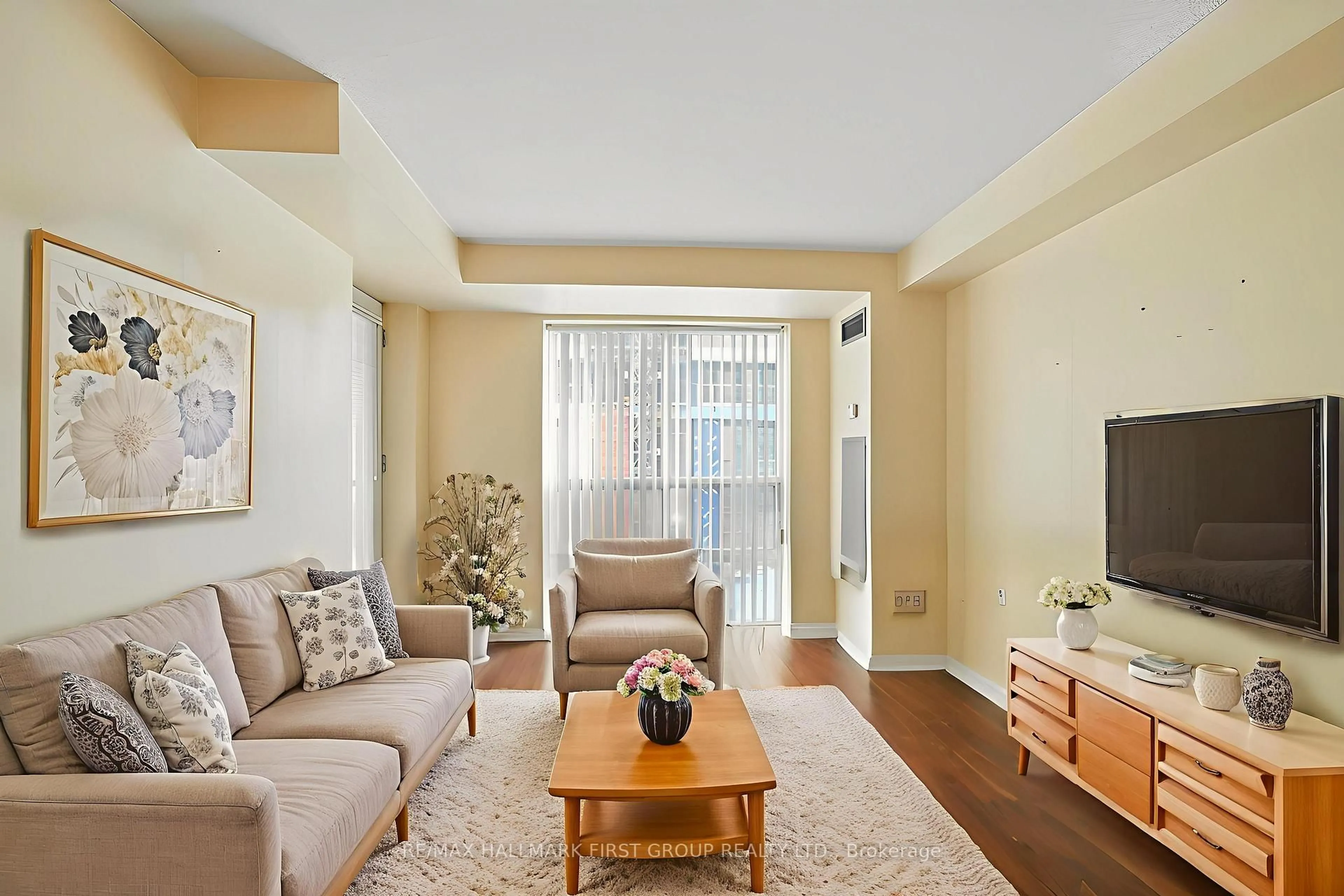 Living room with furniture, unknown for 28 Olive Ave #612, Toronto Ontario M2N 7E6