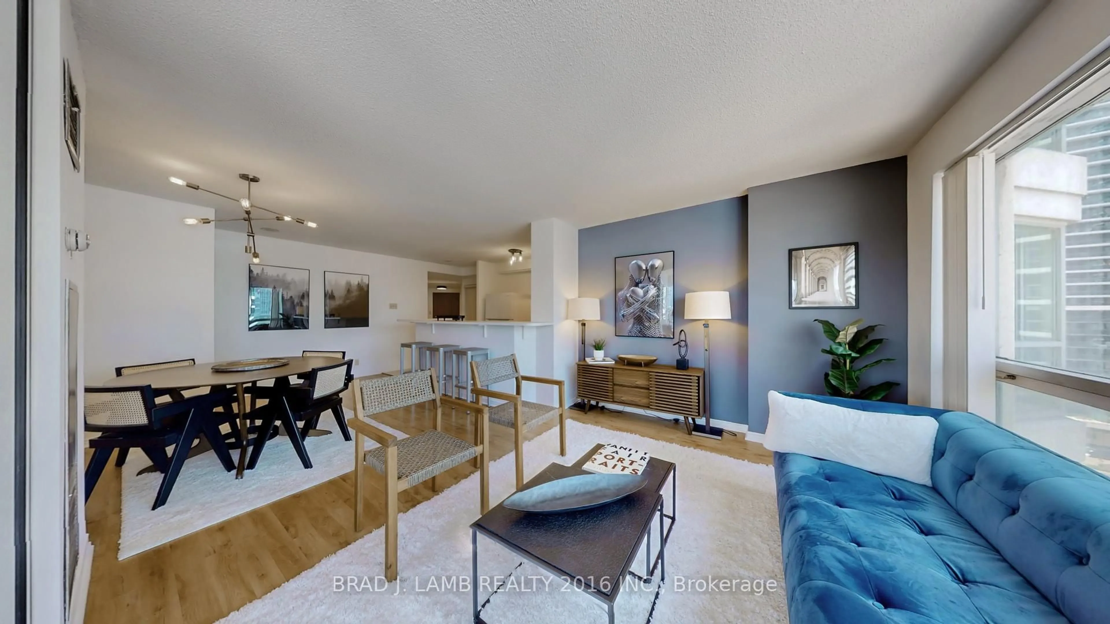Living room with furniture, unknown for 10 Yonge St #907, Toronto Ontario M5E 1R4