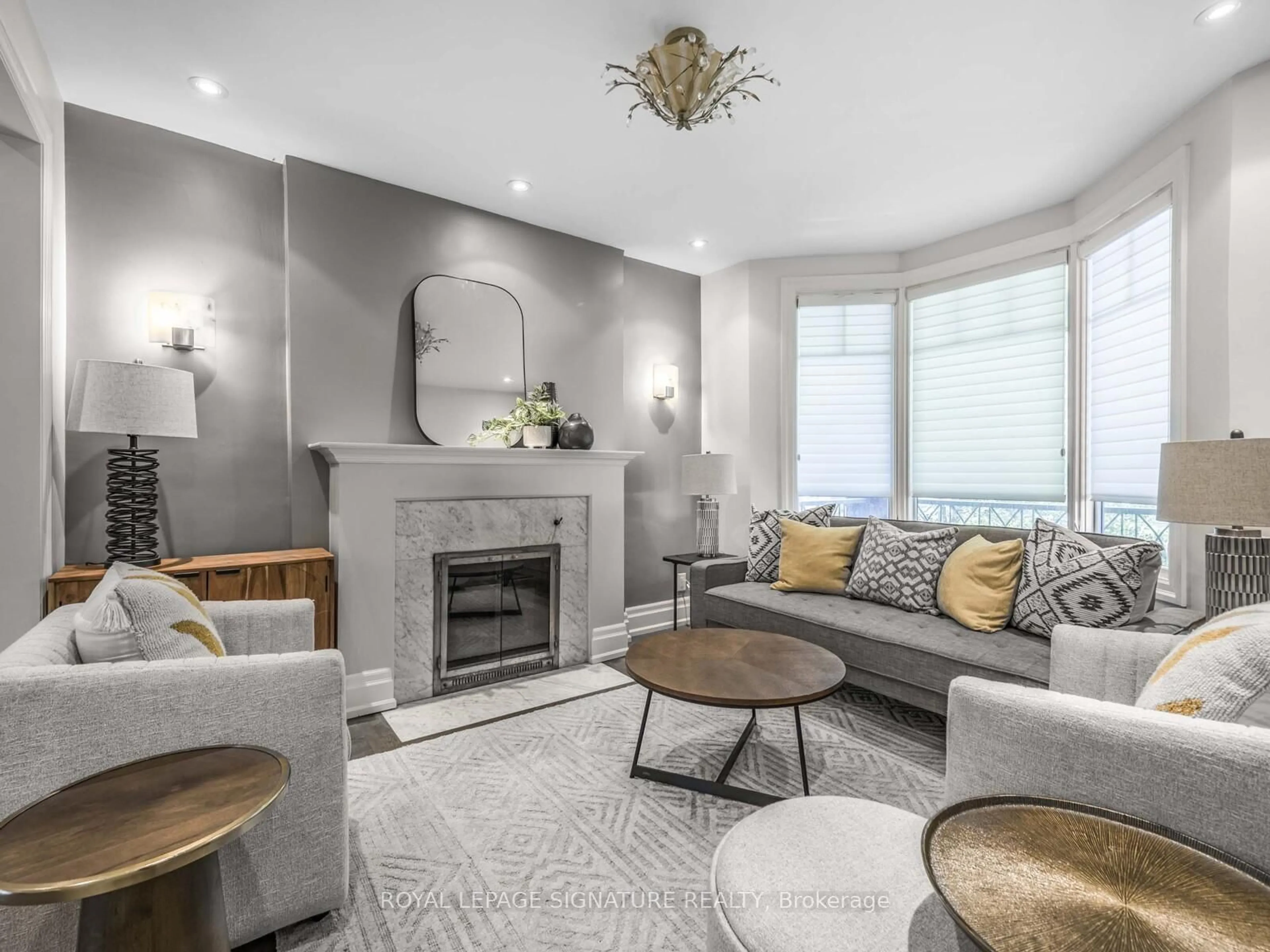 Living room with furniture, unknown for 33 Holland Park Ave, Toronto Ontario M6C 1M2