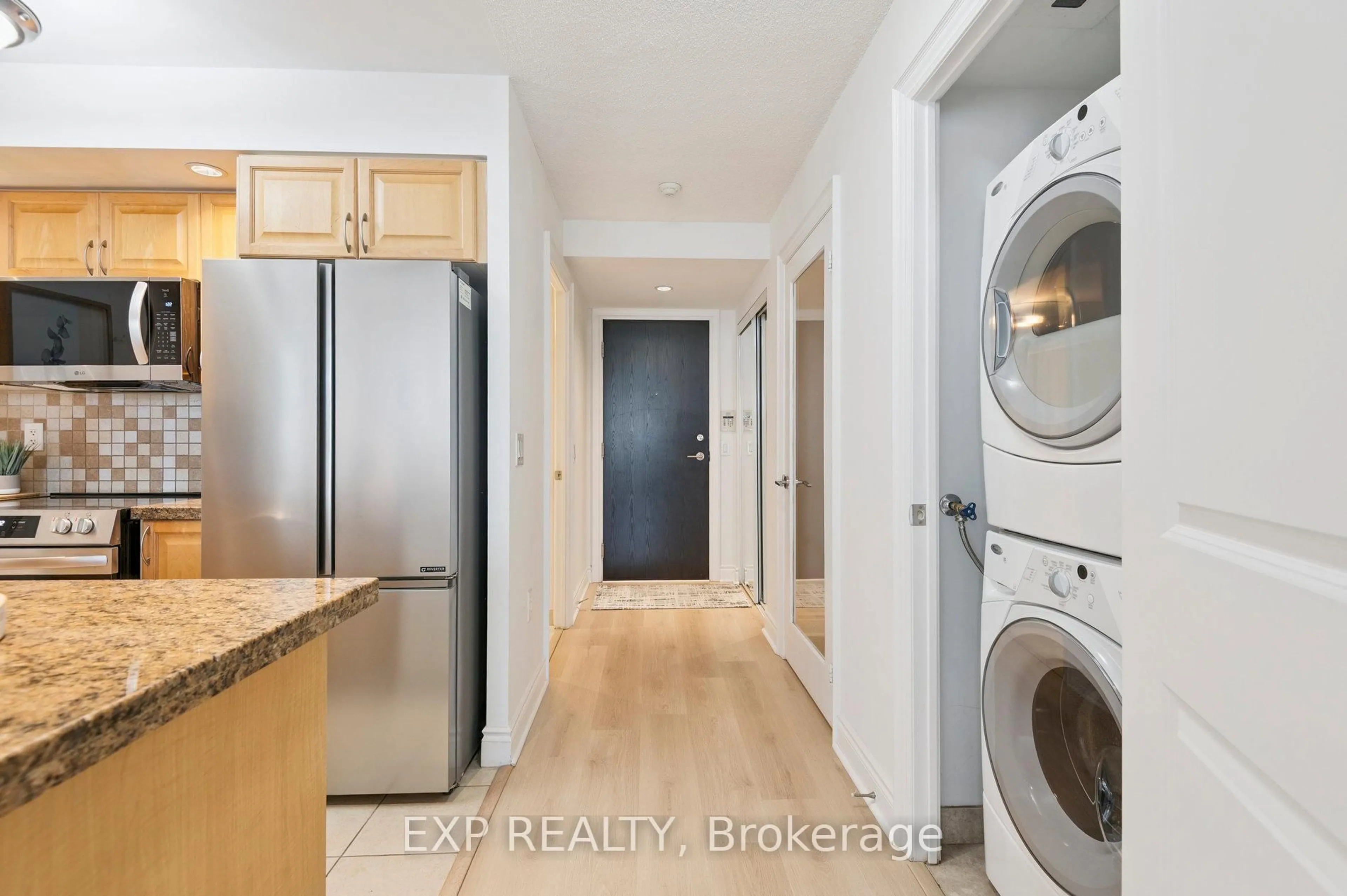 Laundry room for 500 Doris Ave #720, Toronto Ontario M2N 5R6
