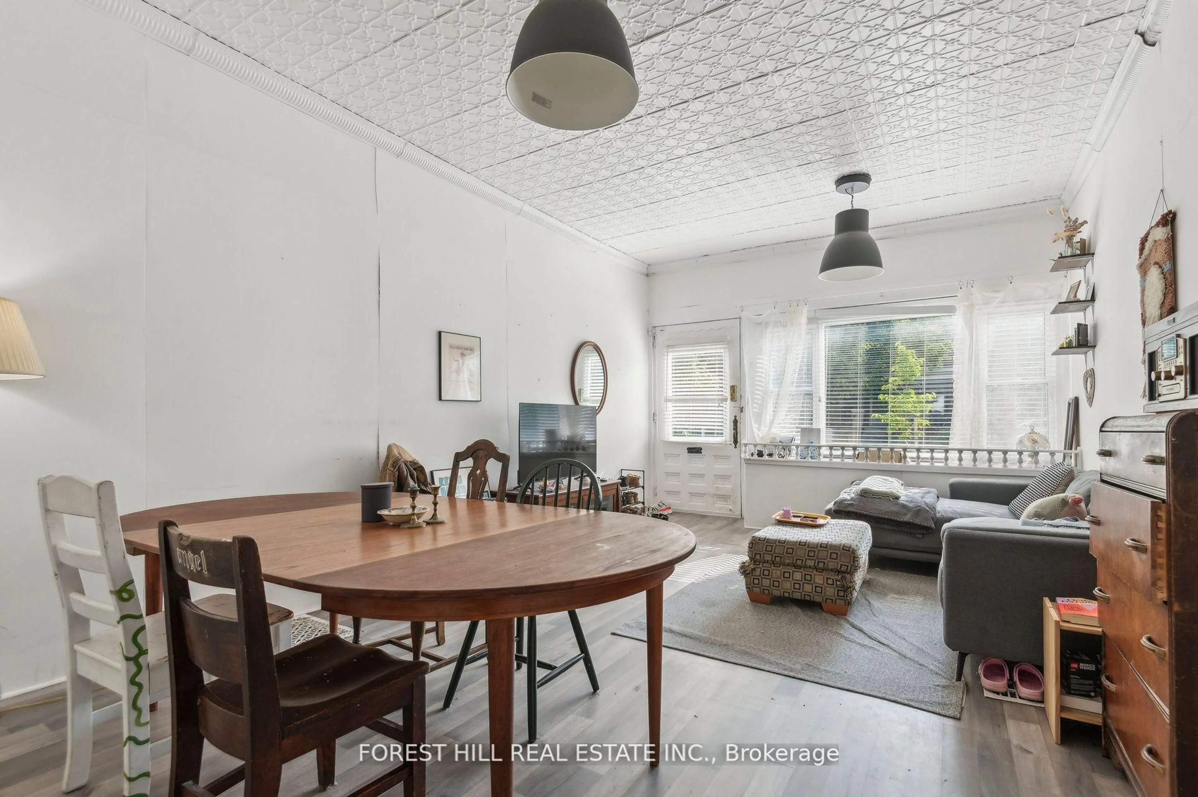 Dining room, unknown for 625 Crawford St, Toronto Ontario M6G 3K2