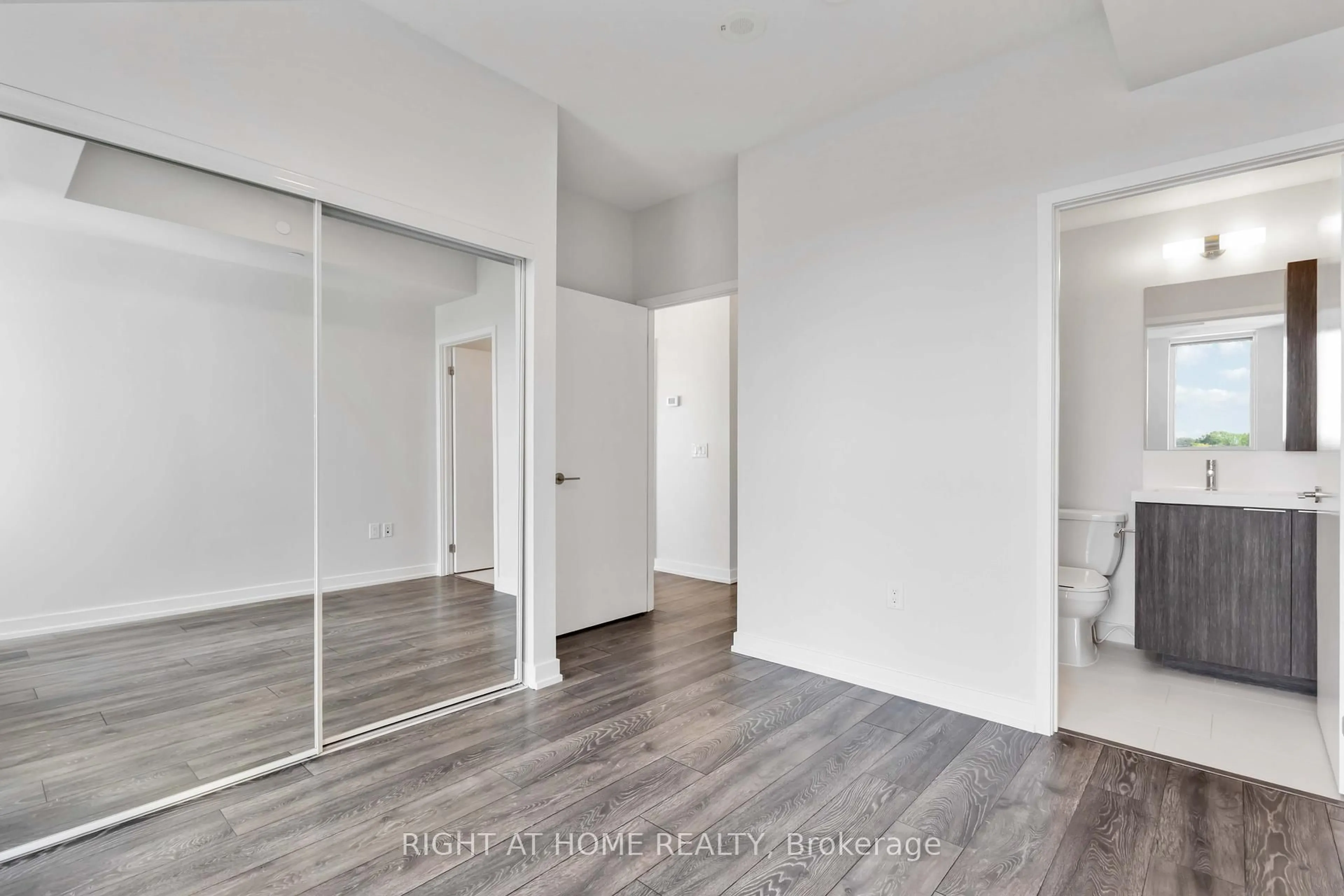 A pic of a room for 34 Tubman Ave #804, Toronto Ontario M5A 0R2