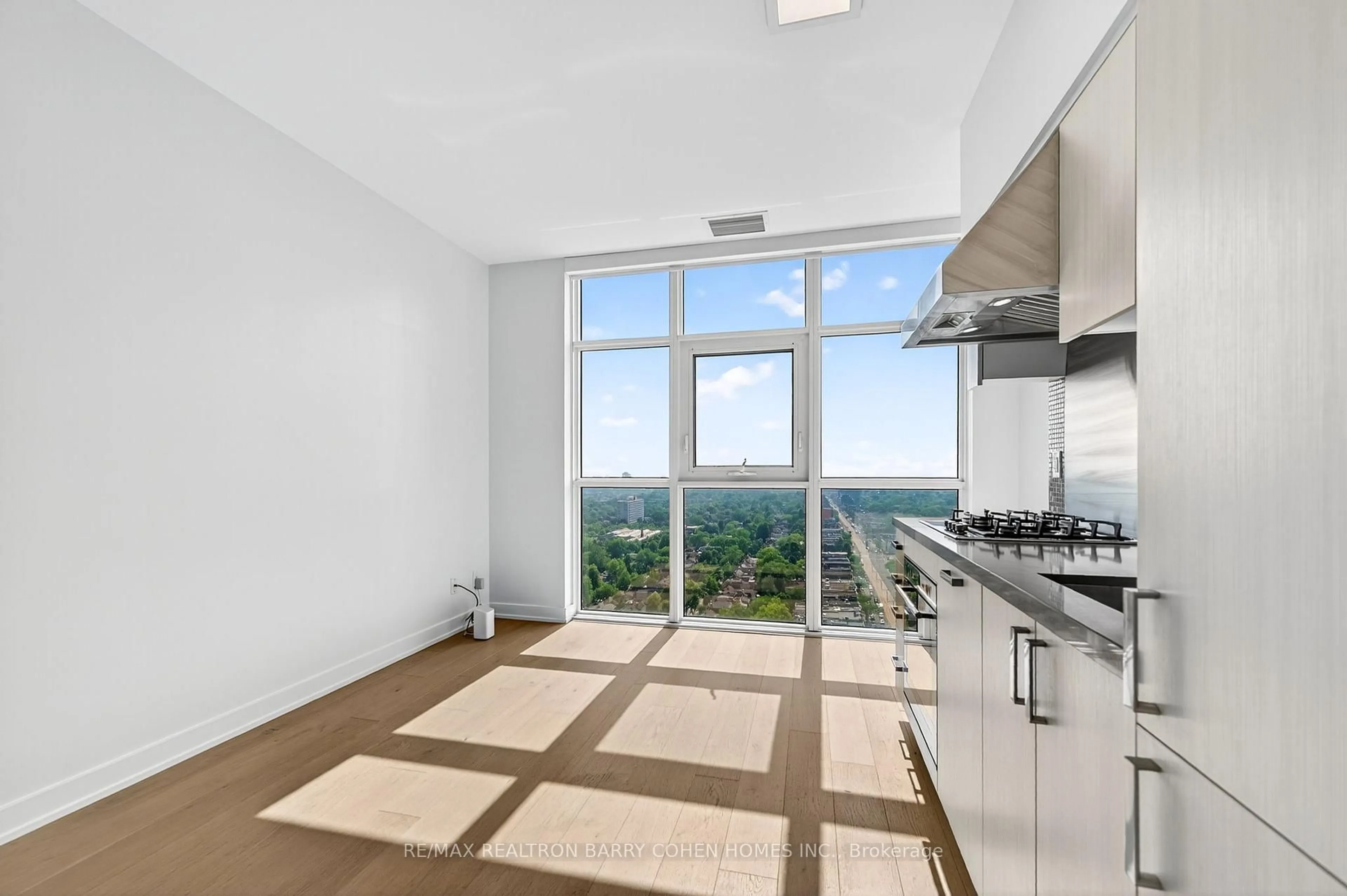 Standard kitchen, unknown for 501 St Clair Ave #2109, Toronto Ontario M5P 0A2