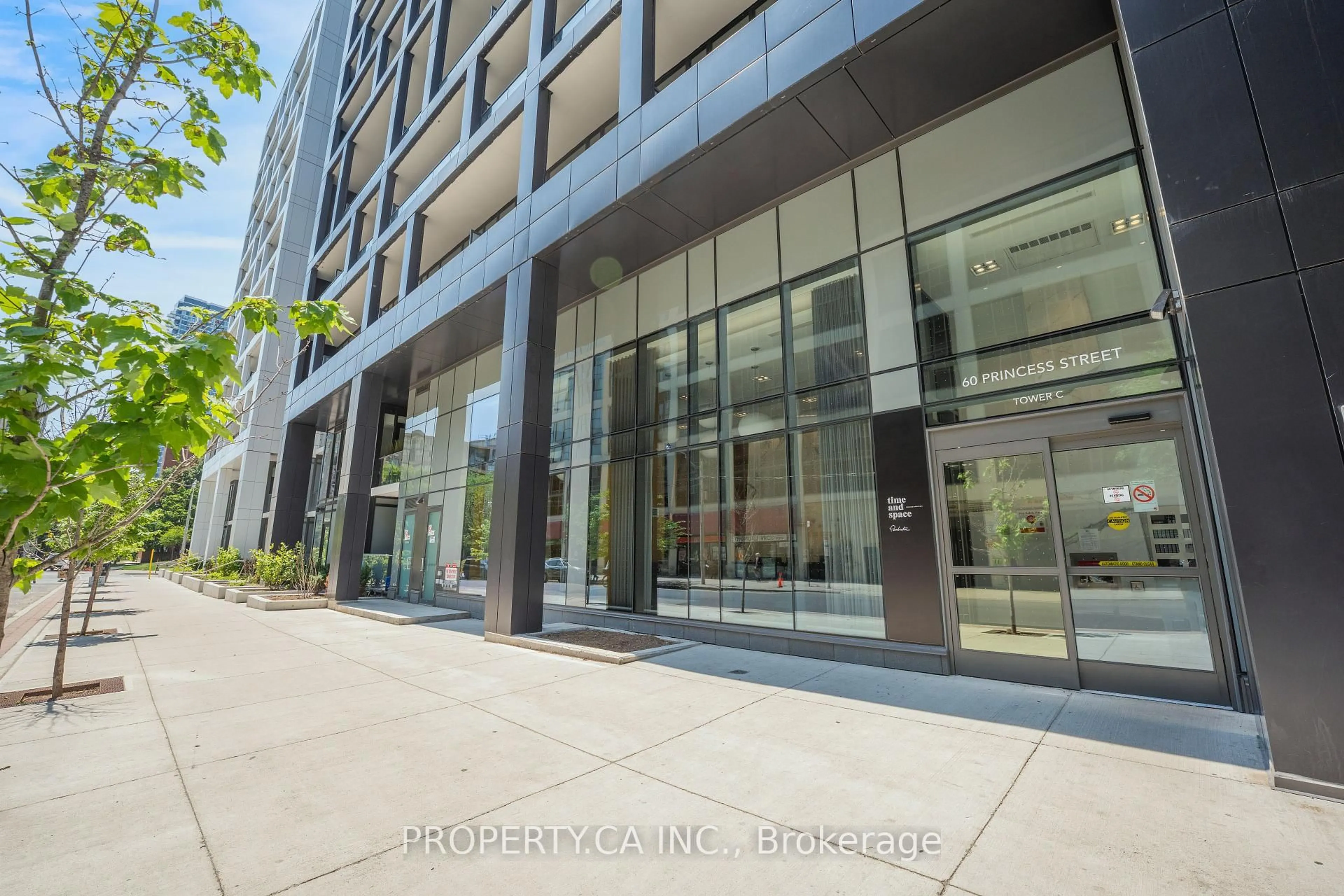 Indoor foyer for 60 Princess St #1524, Toronto Ontario M5A 2C7