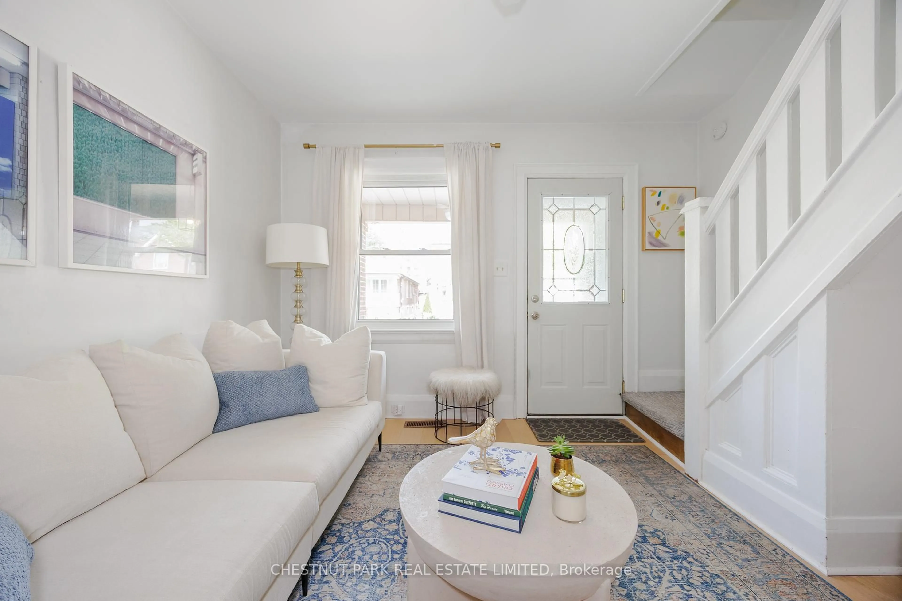 Living room with furniture, unknown for 154 Cedric Ave, Toronto Ontario M4T 1X3