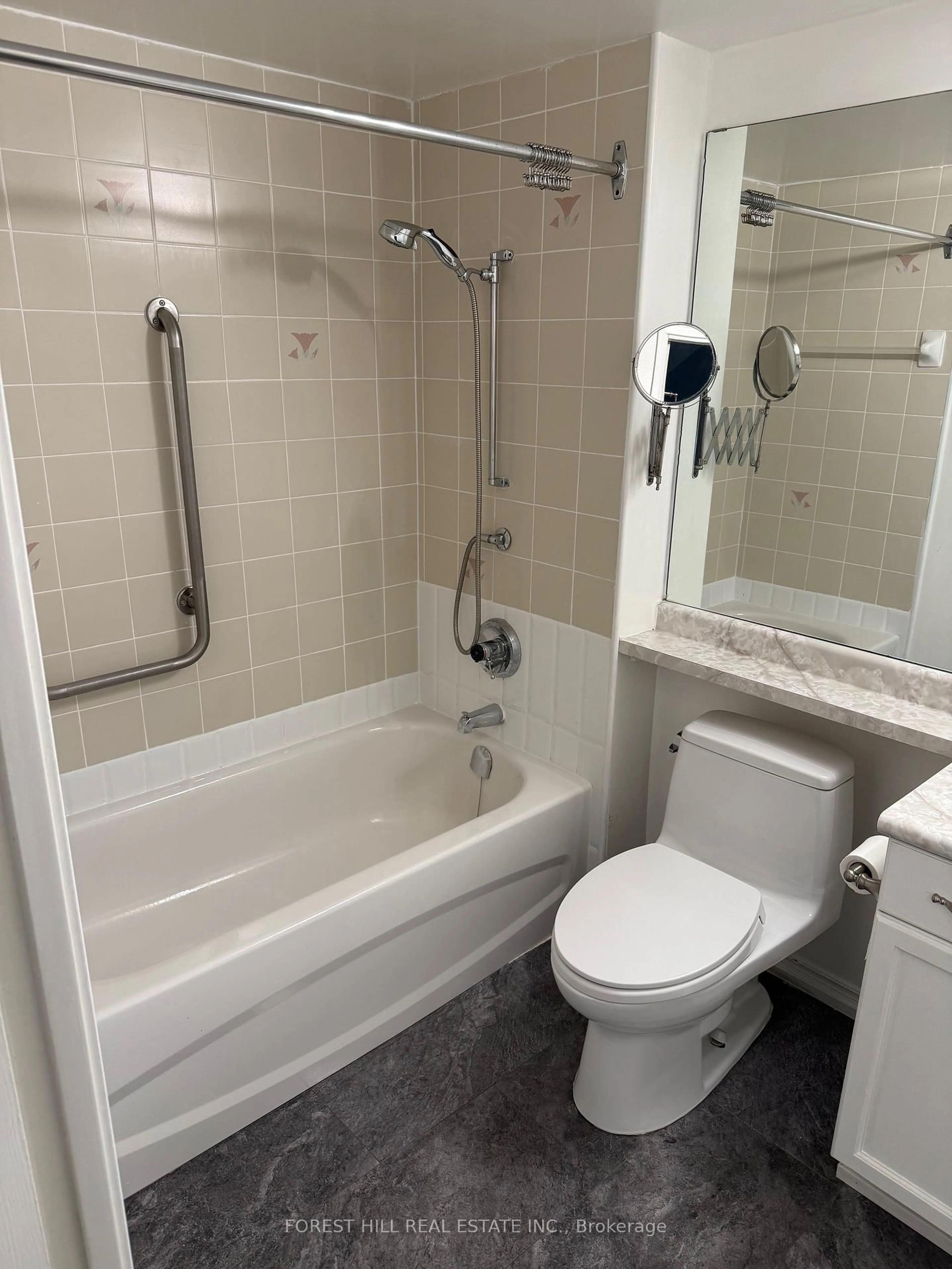 Standard bathroom, ceramic/tile floor for 11 Thorncliffe Pk Dr #103, Toronto Ontario M4H 1P3