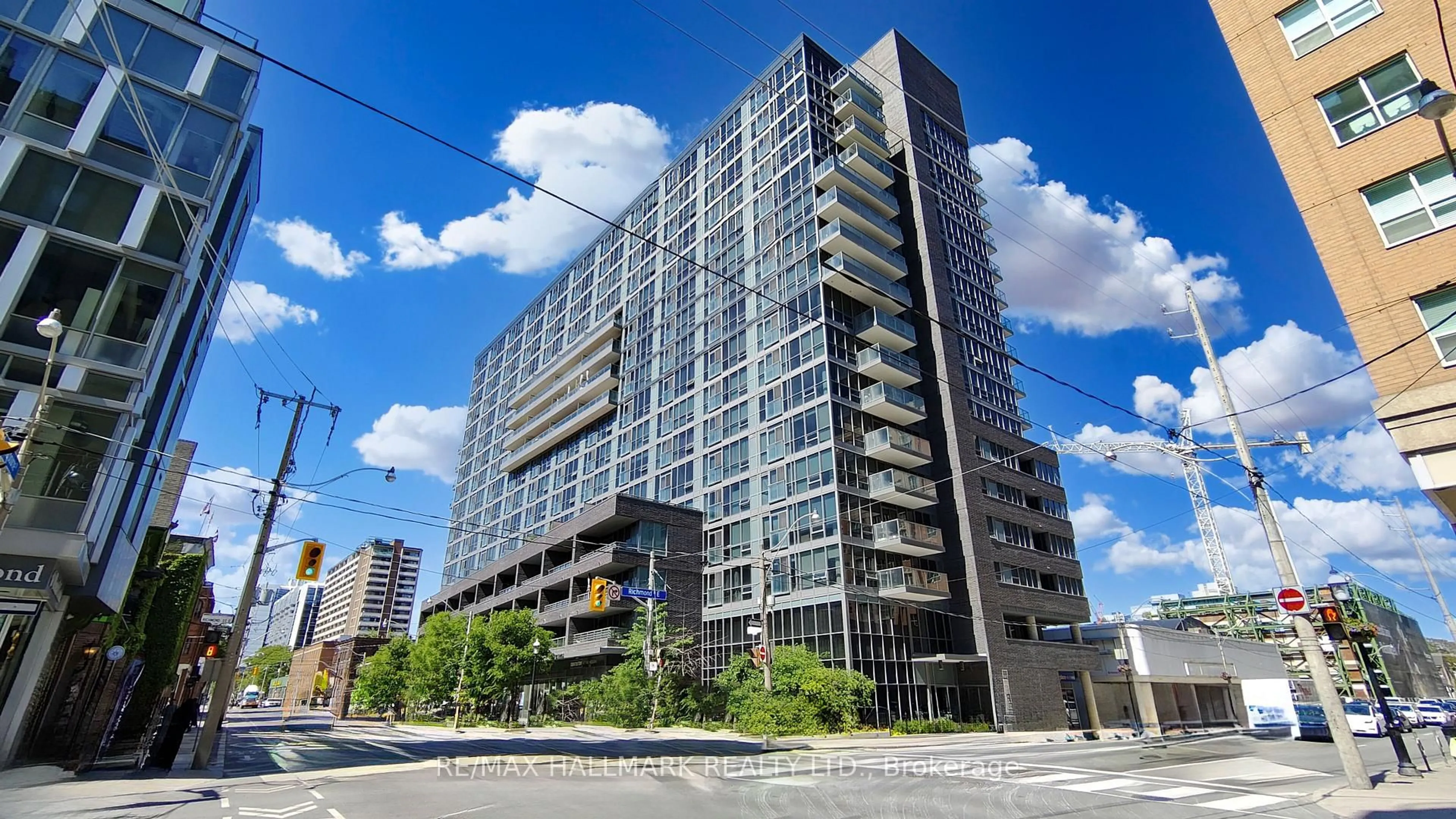 Unknown for 320 Richmond St #605, Toronto Ontario M5A 1P9