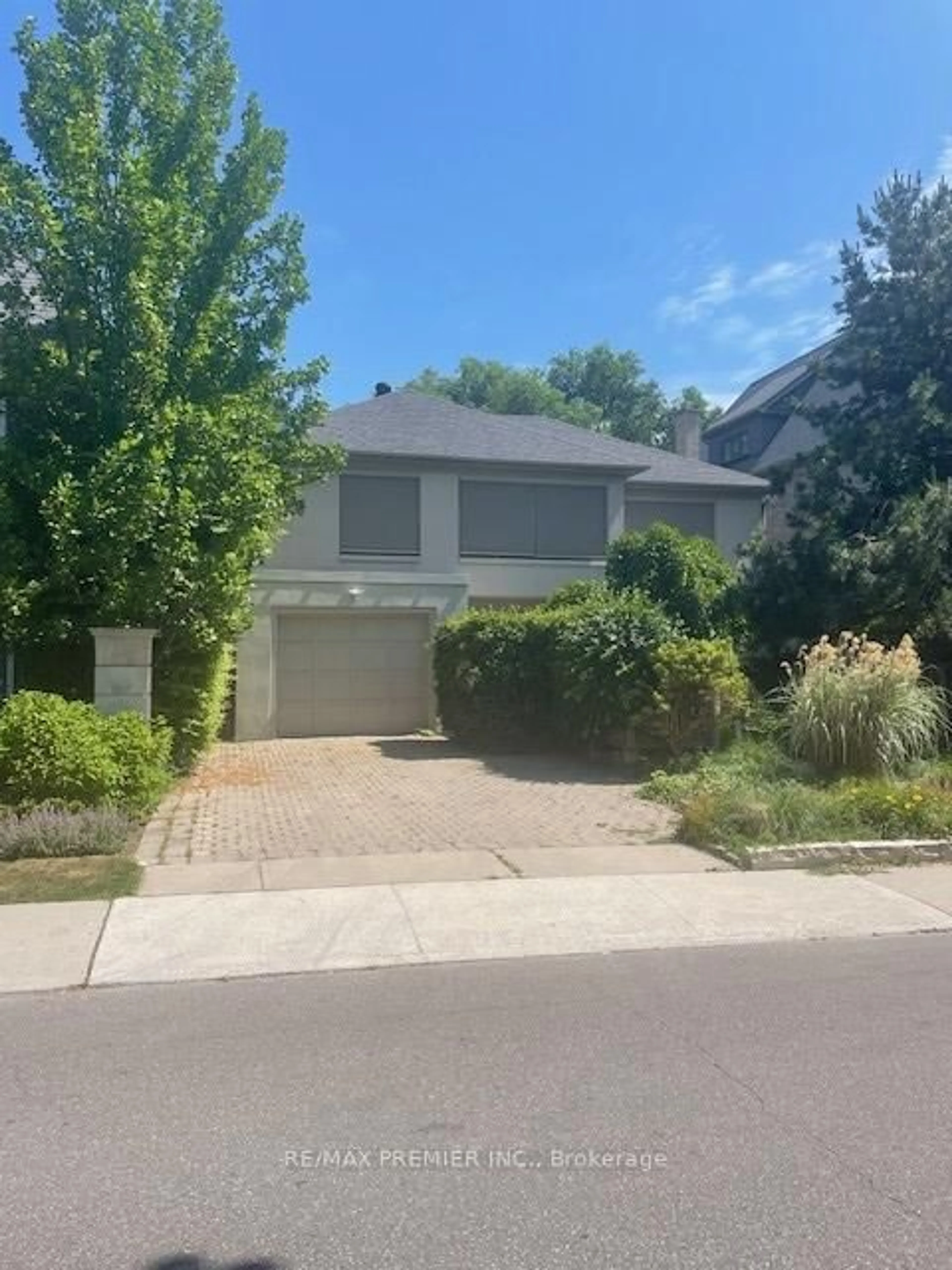 Unknown for 249 Forest Hill Rd, Toronto Ontario M5P 2N3